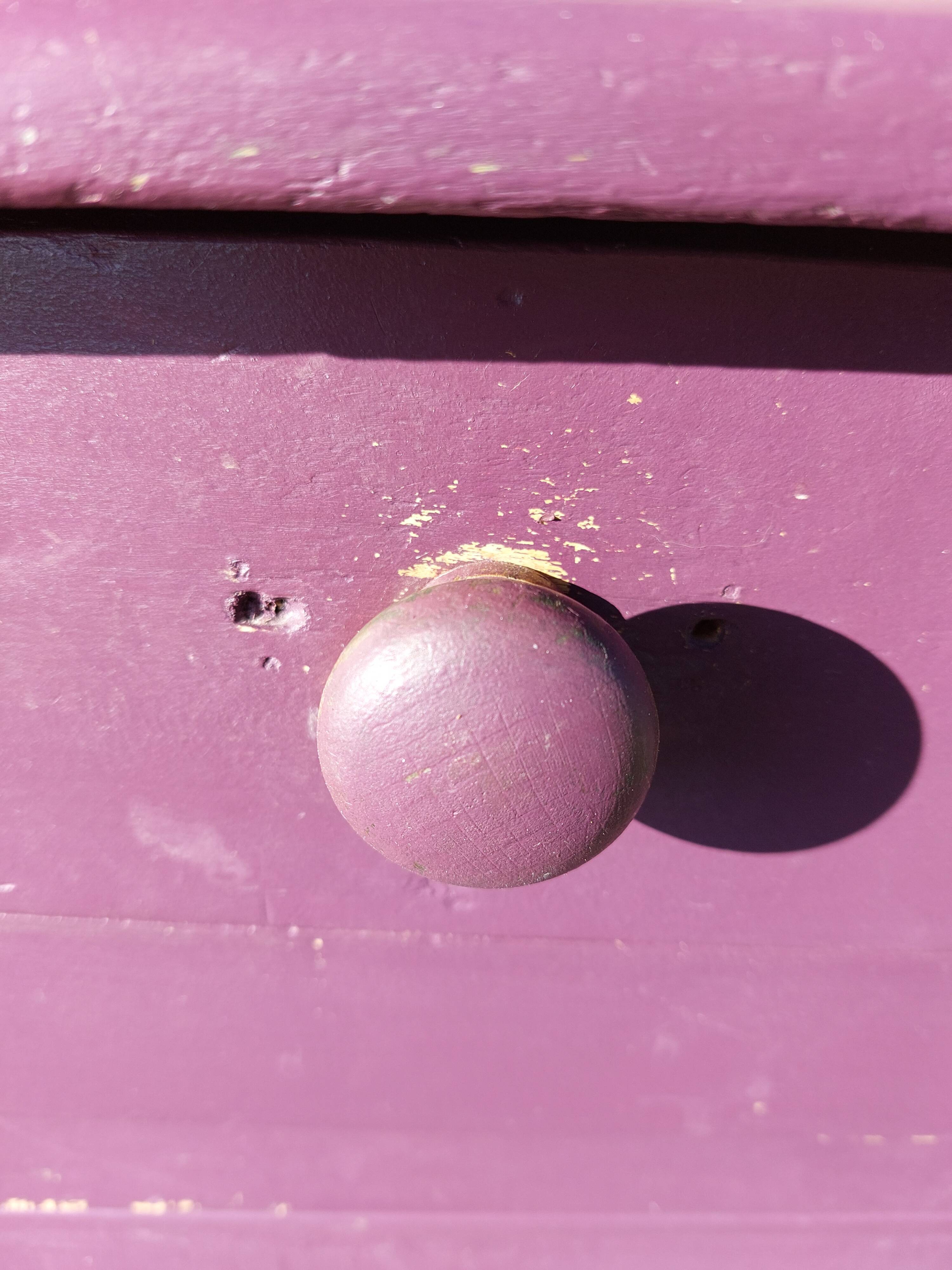 Purple Parisian buffet