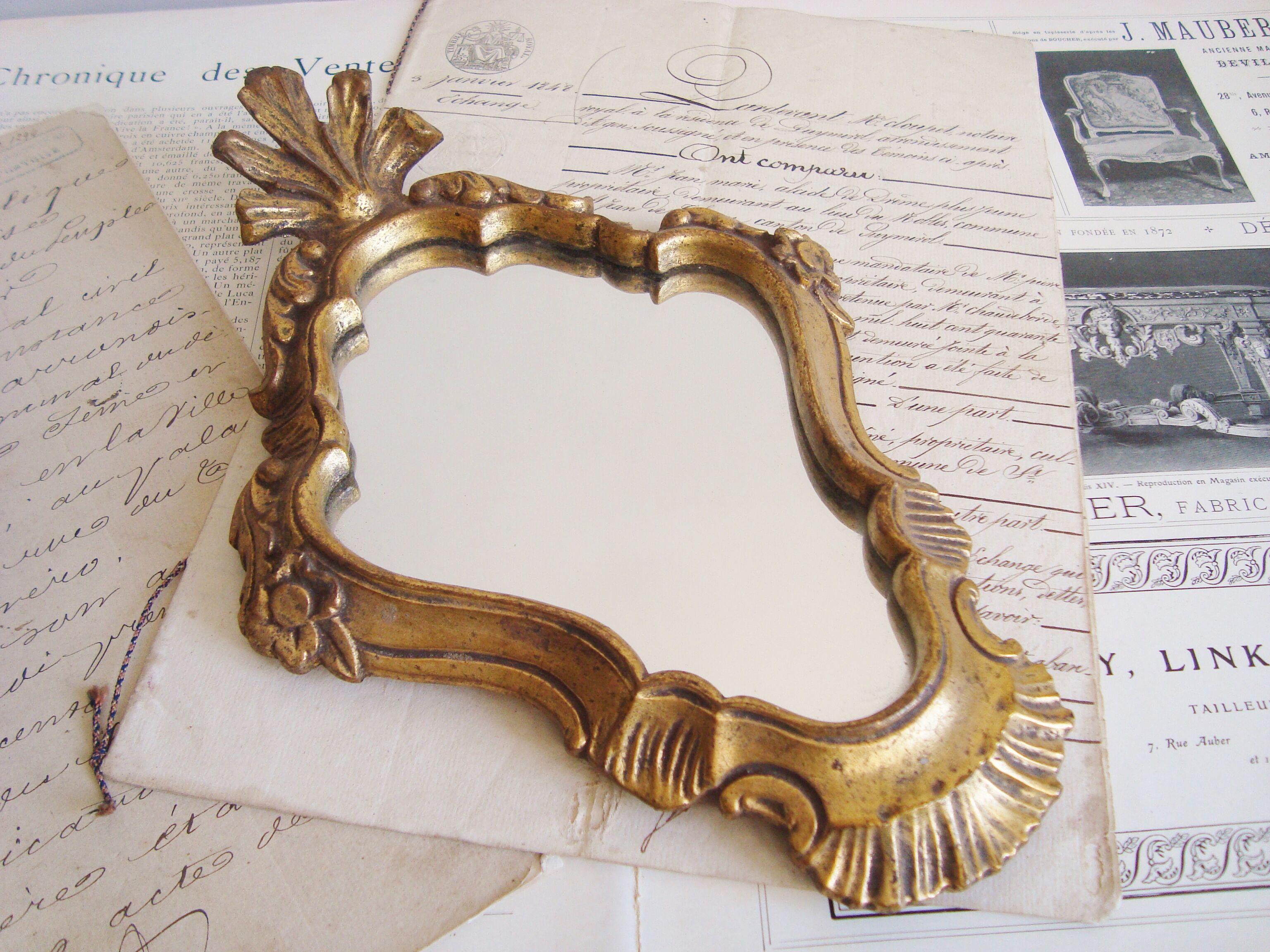 Vintage mirror resin effect golden wood