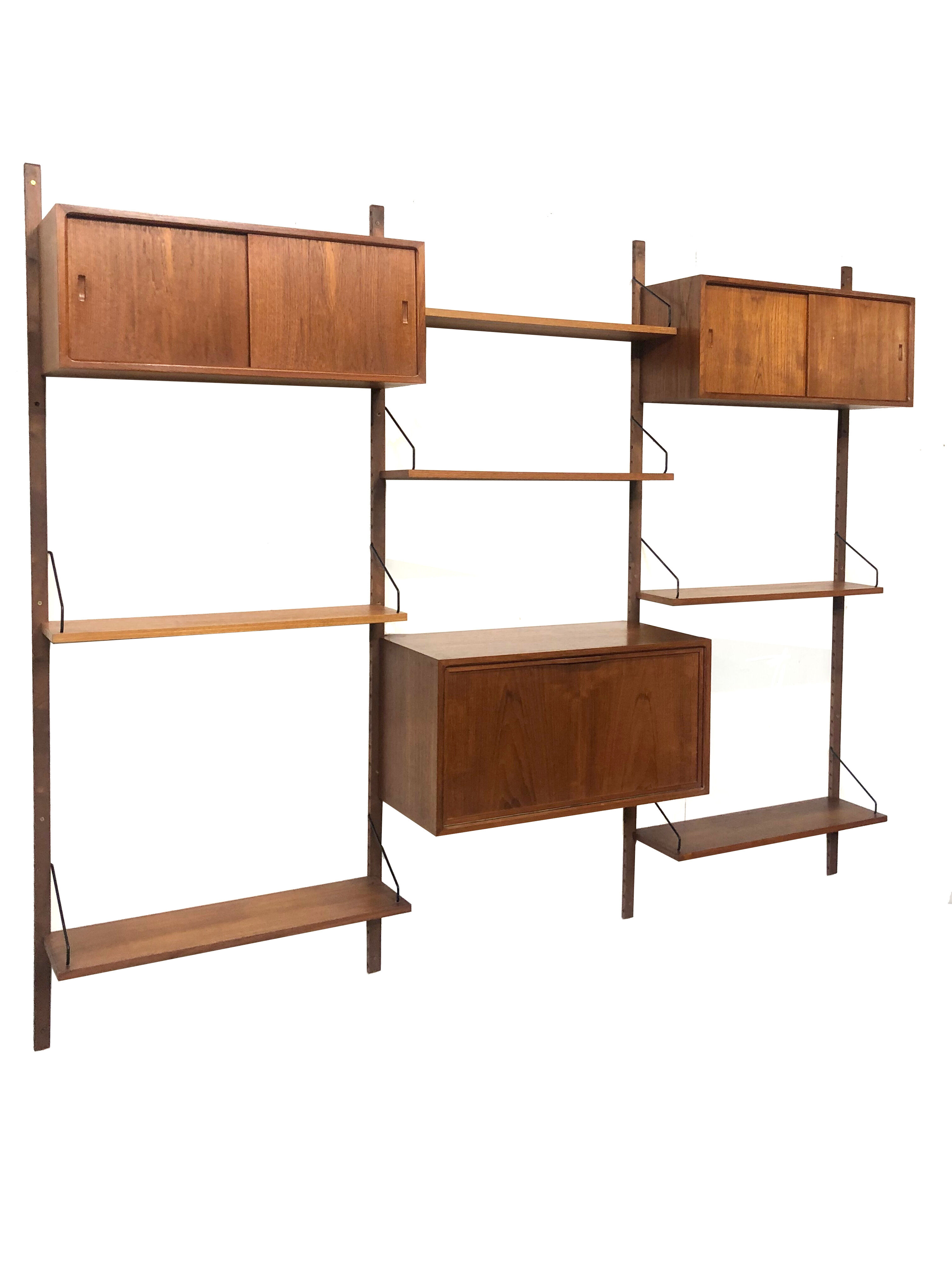 Poul Cadovius Royal System wall set