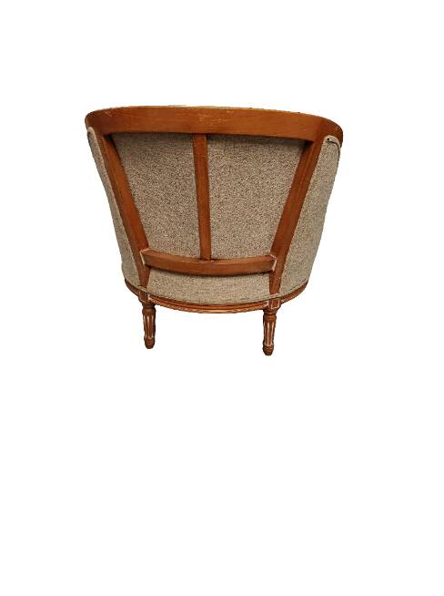 Louis XVI style bergère armchair – carved wood – beige fabric – pi