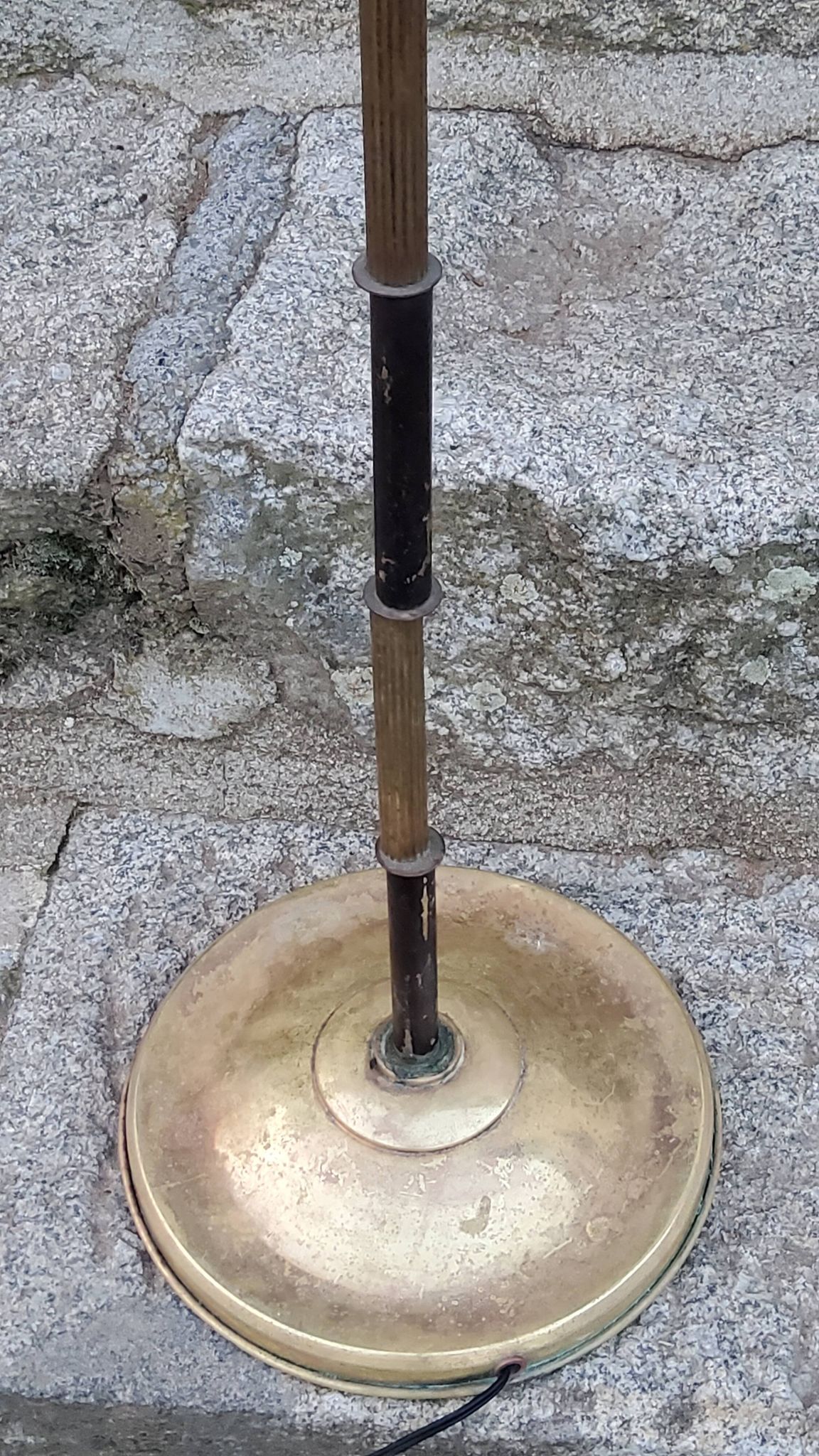 1950s floor lamp in brass with double gold and bronze patina