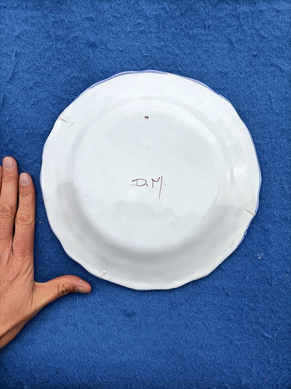 Moustiers Sainte Marie pottery plate 🌸