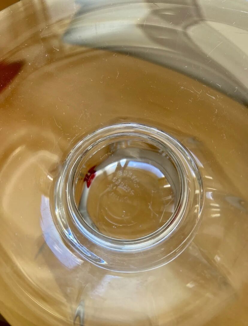 Vase cup on foot shower crystal of weaning old