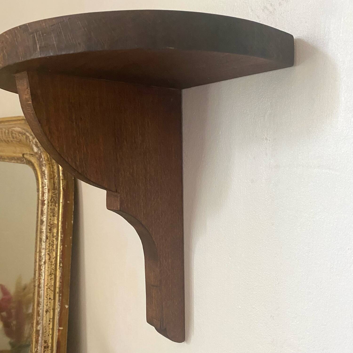 Half-moon wall shelves