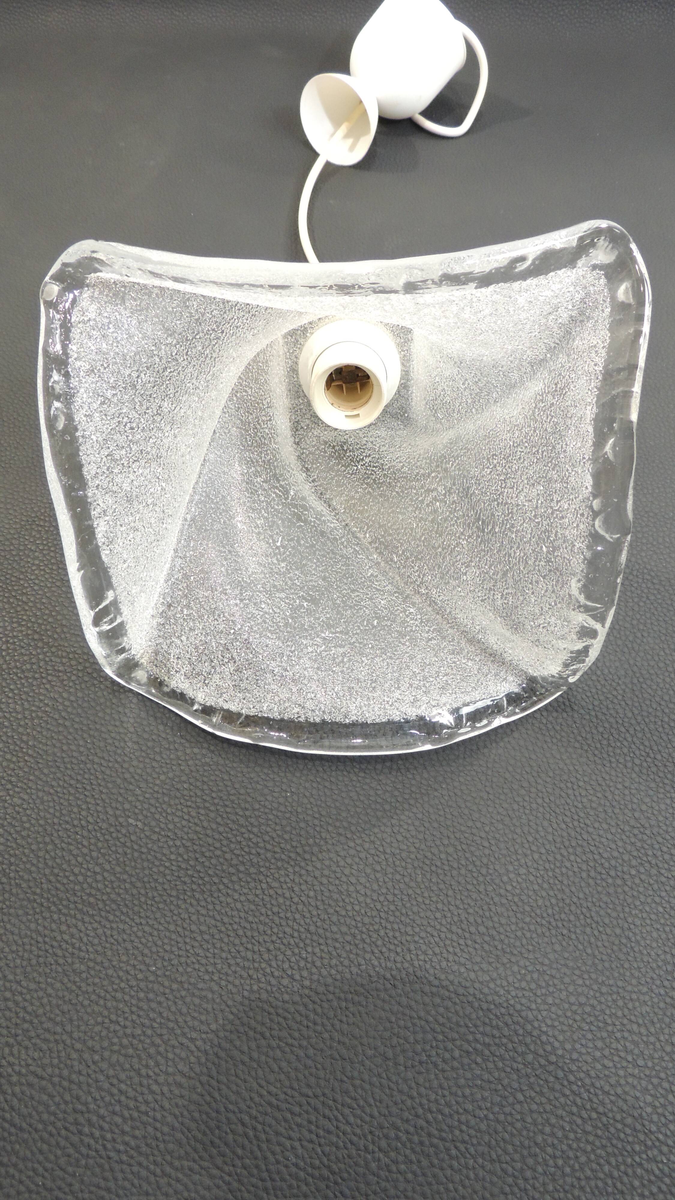 Suspension vintage en verre givré style fleur – Lampe plafonnier des années