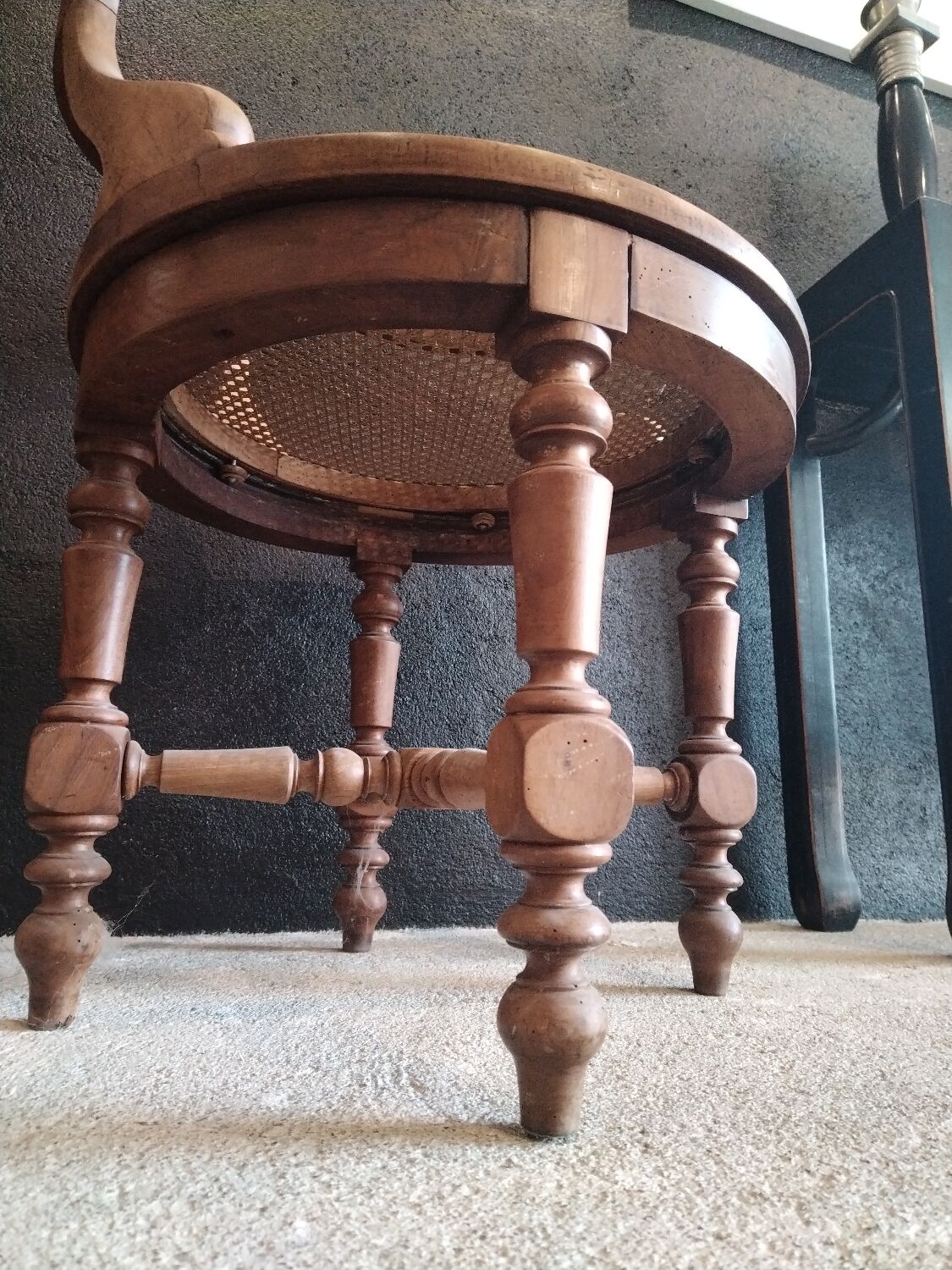 Duverneuil Louis Philippe swivel chair on balls