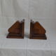 Paire de serre-livres vintage en bois