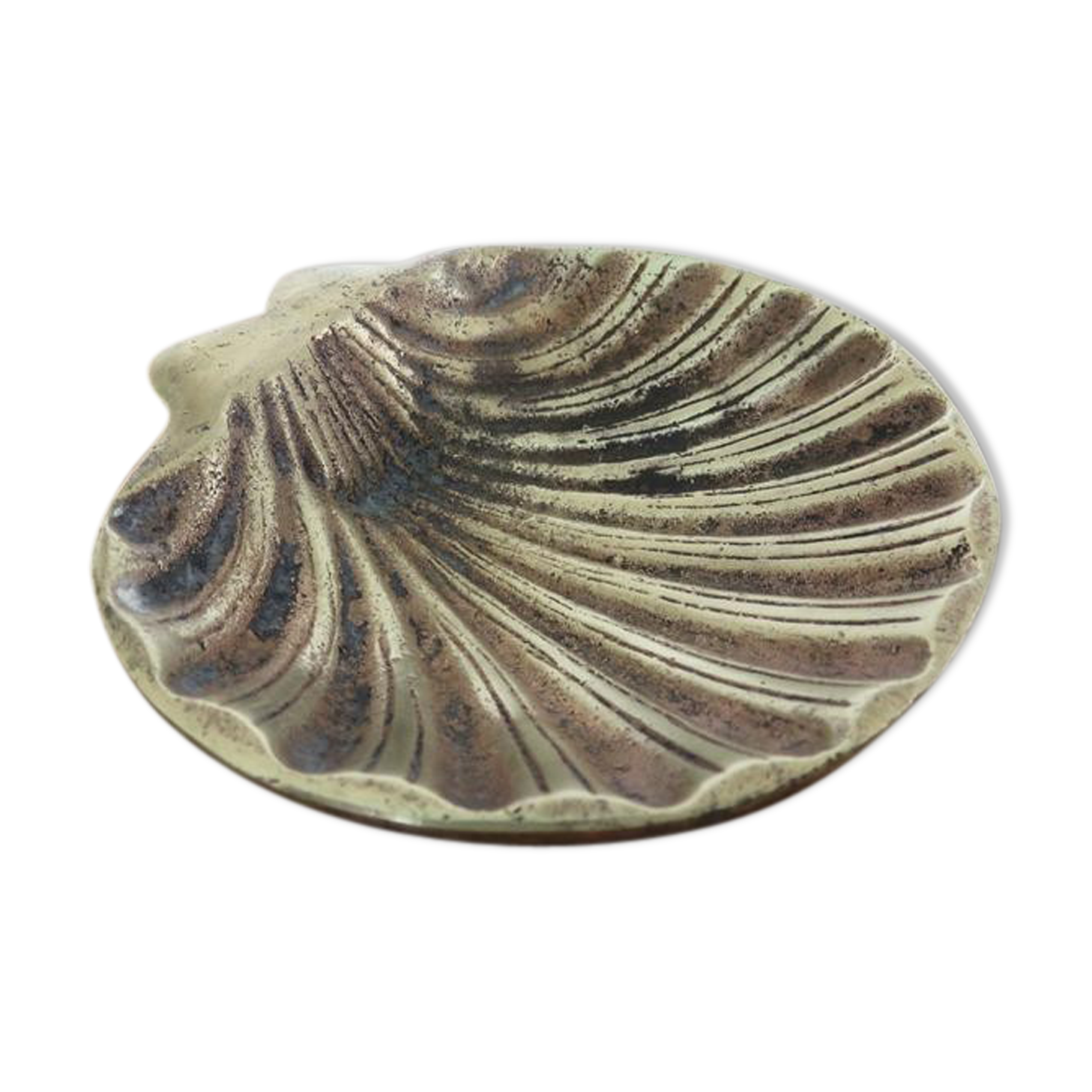 Brass "shell" ashtray made in England 60s 70s
