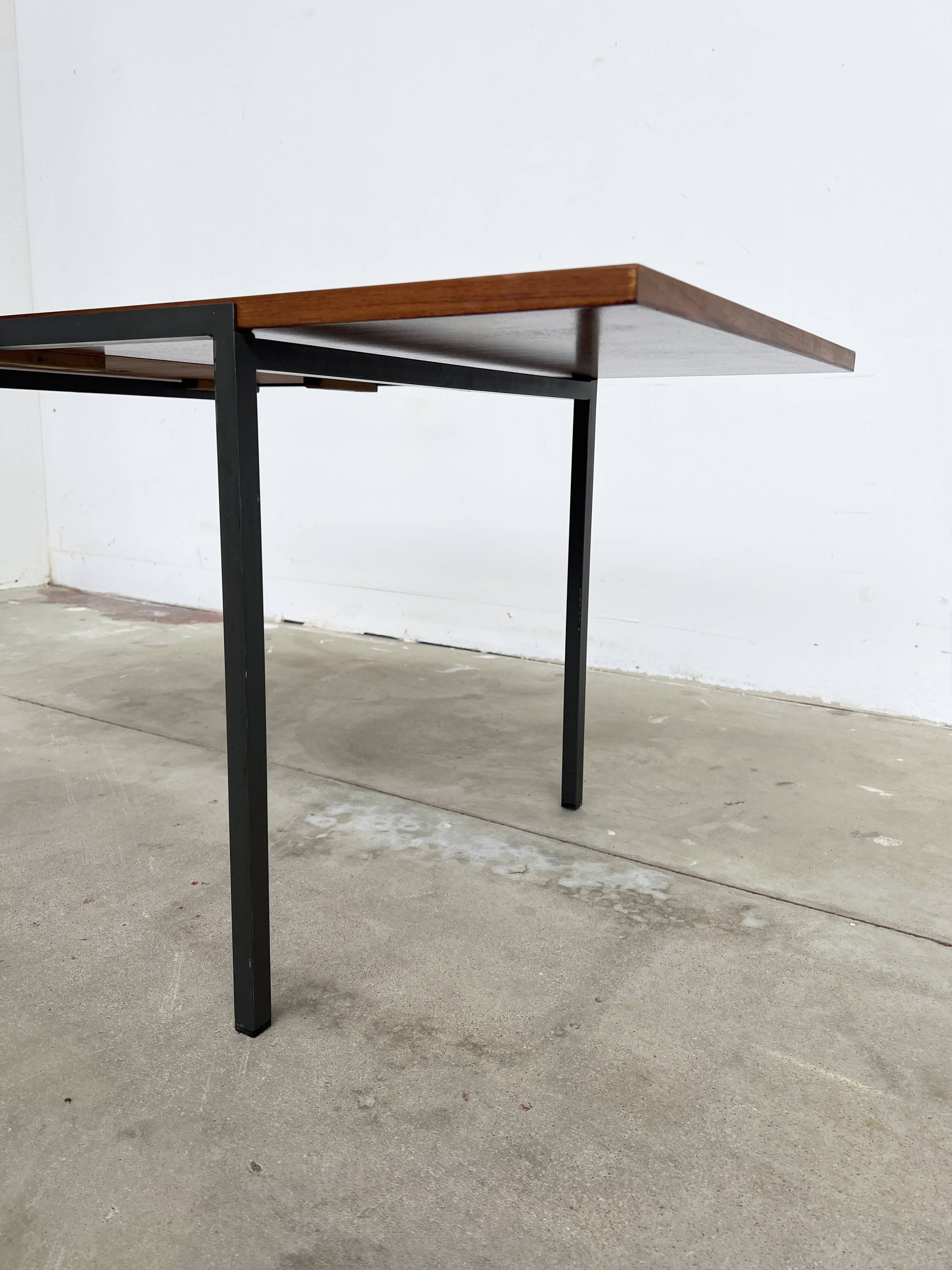 Wilhelm Renz Flip Top Folding Modular Coffee Table – Walnut