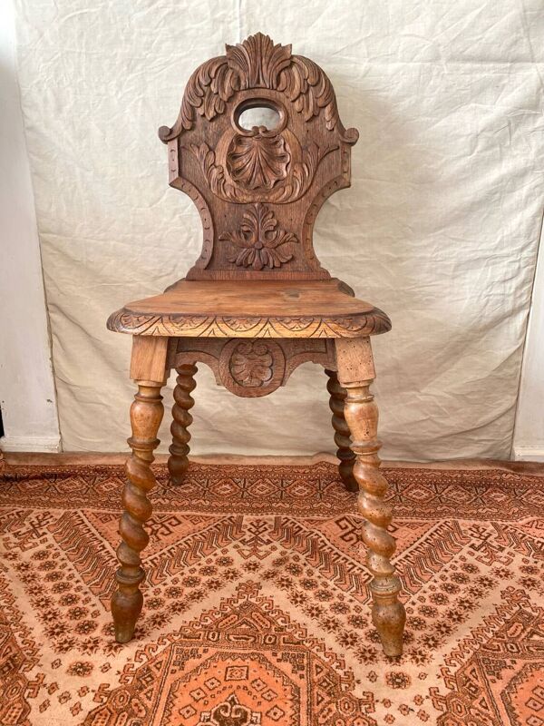 Chaise ancienne artisanat Alsacien