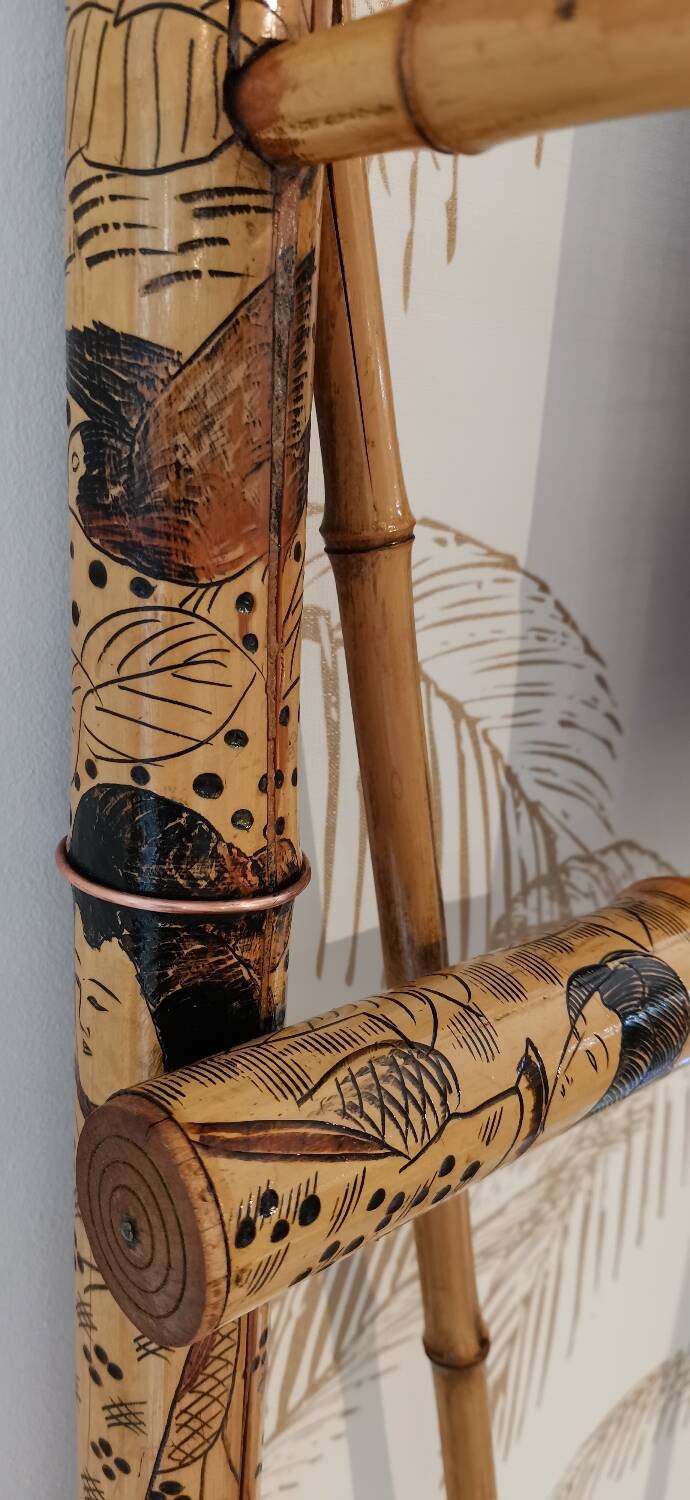 Bamboo wall-mounted locker