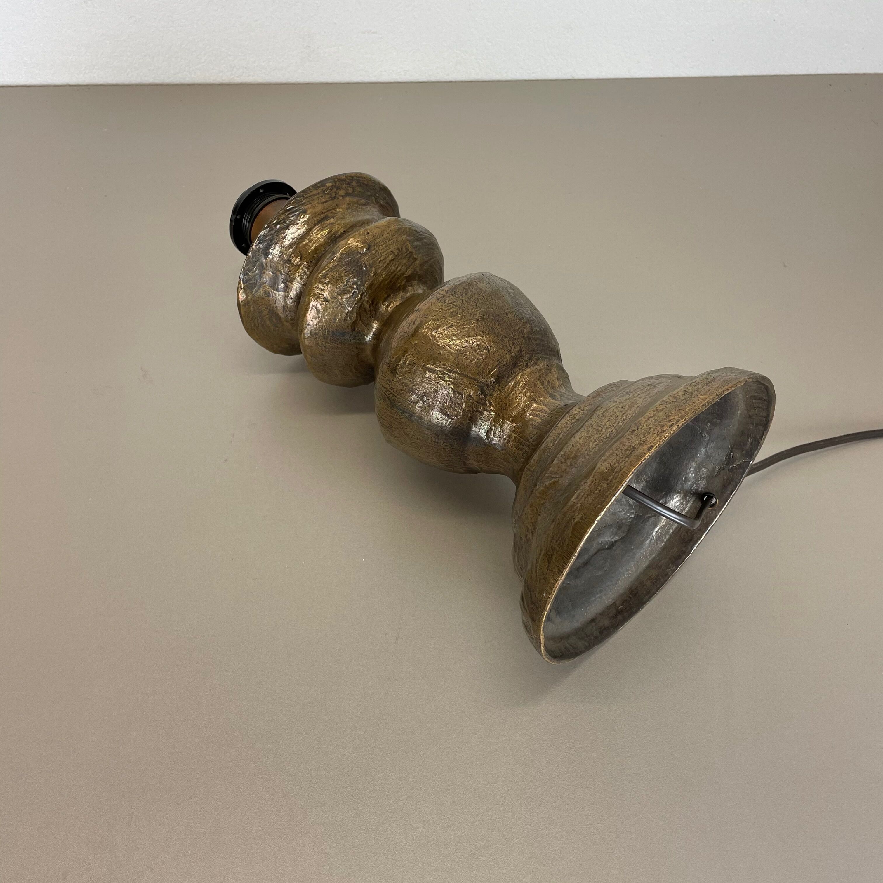 Original Kalmar Style Hollywood Regency Bronze Table Light, Austria, 1960s