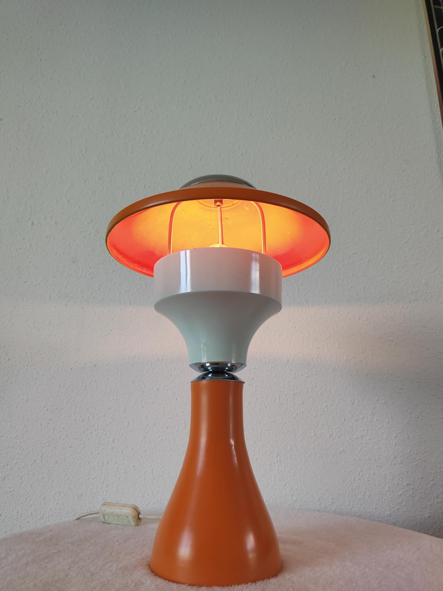 Vintage UFO lamp