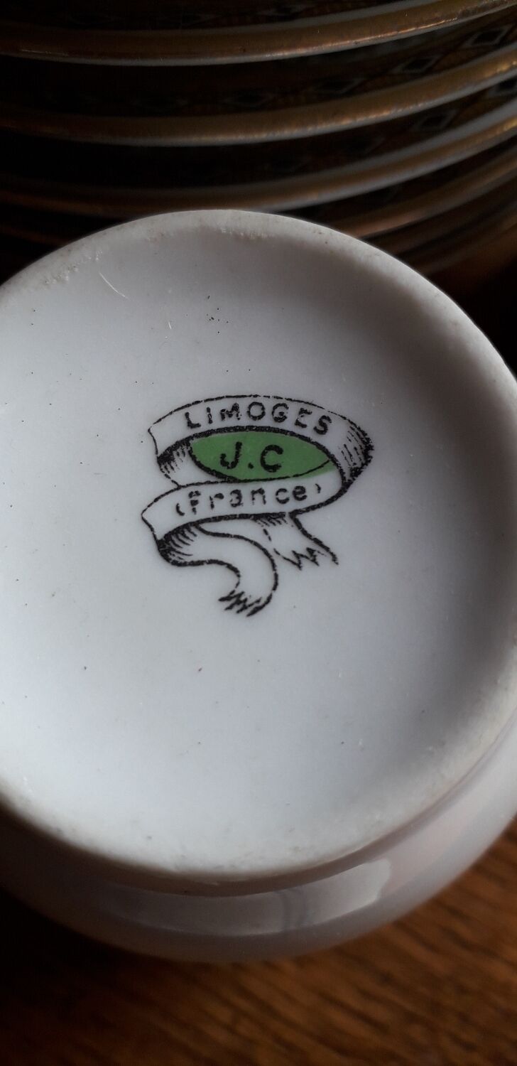 Complete coffee service in Limoges porcelain