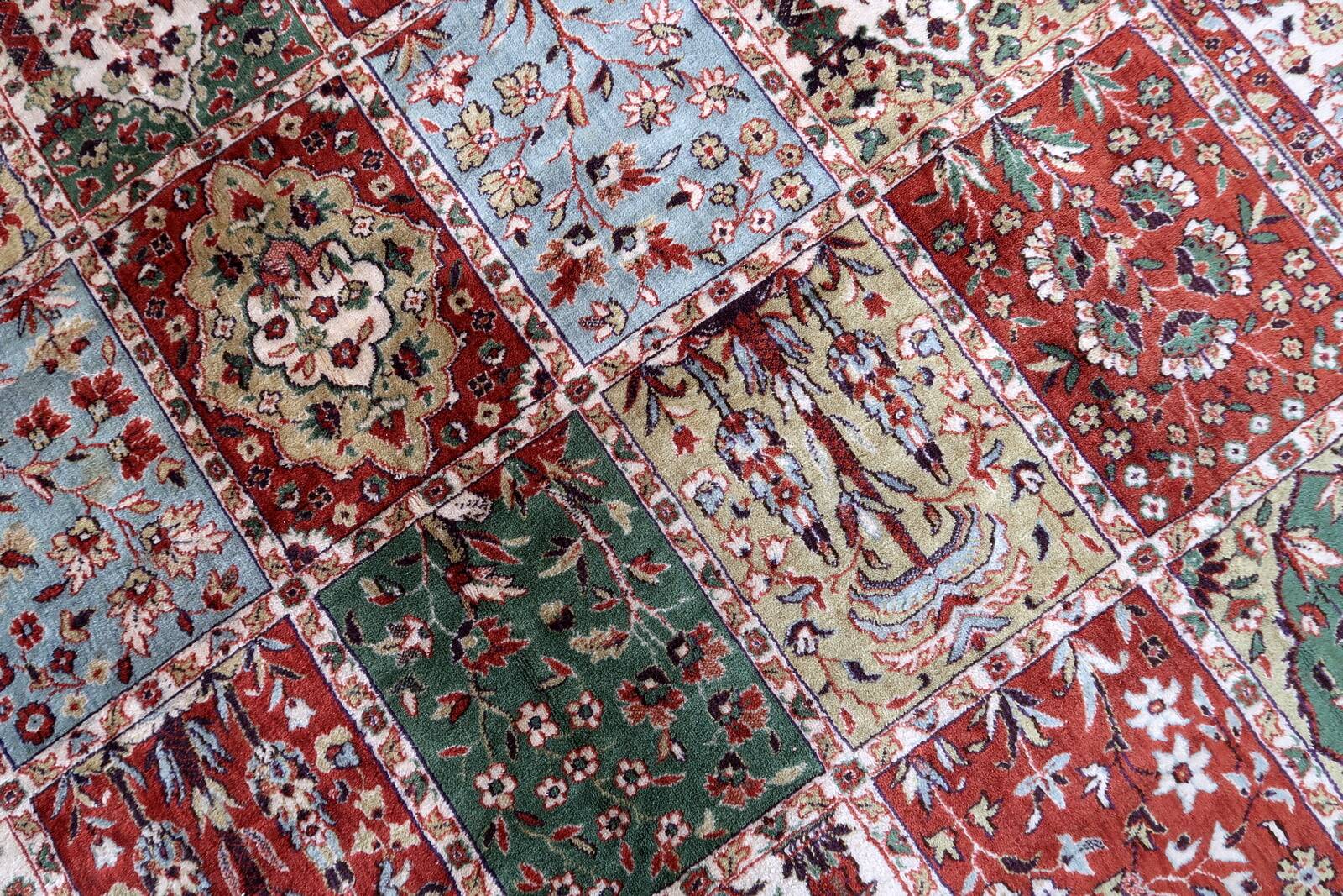 Tapis Vintage Indien Style Qum Fait Main en Laine – Années 1970 – 245 x 352