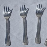 Fish service and its 6 silver-plated cutlery, crossed ribbon model