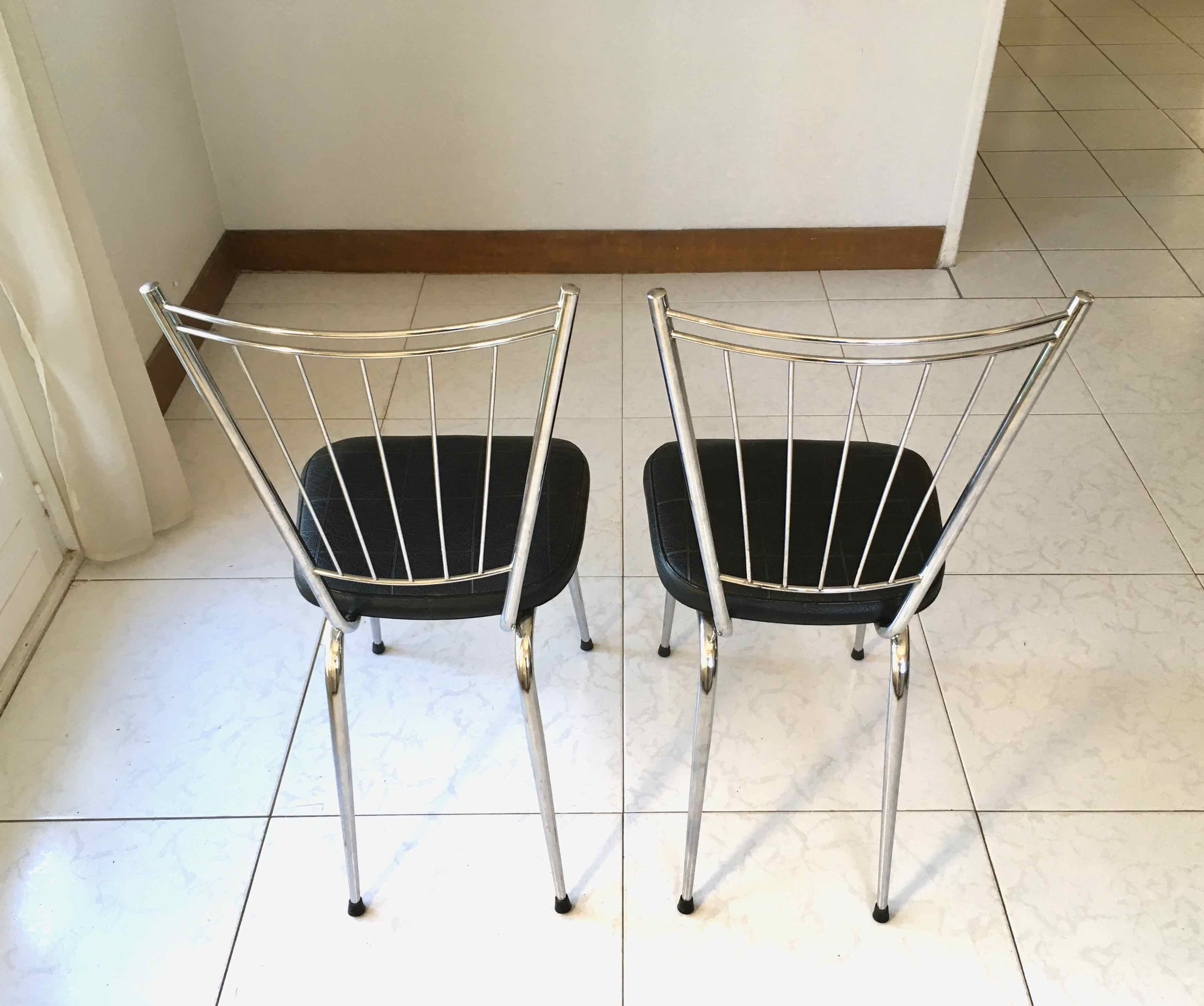Pair of chairs design 1960-70