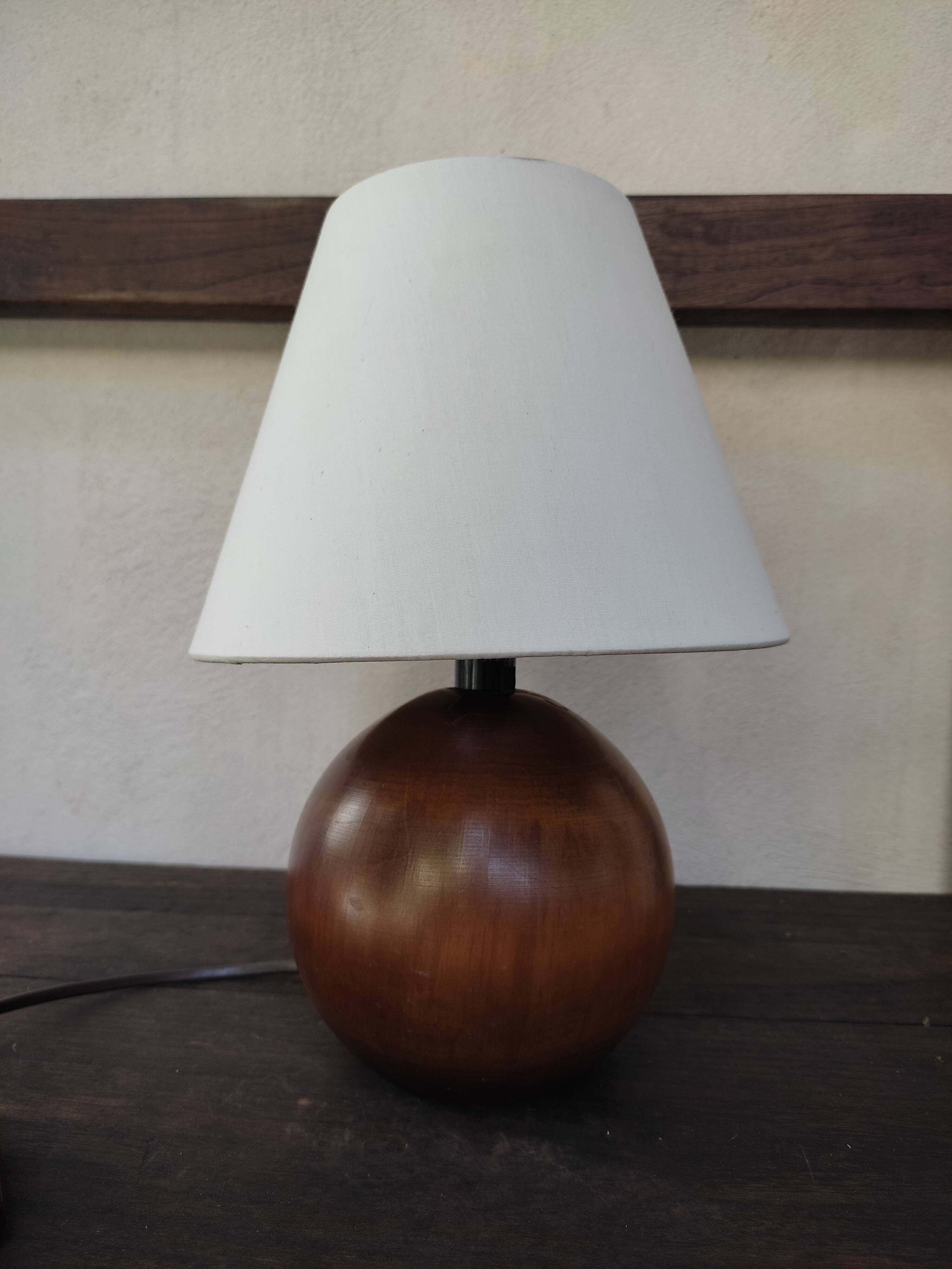 Wooden ball lamp