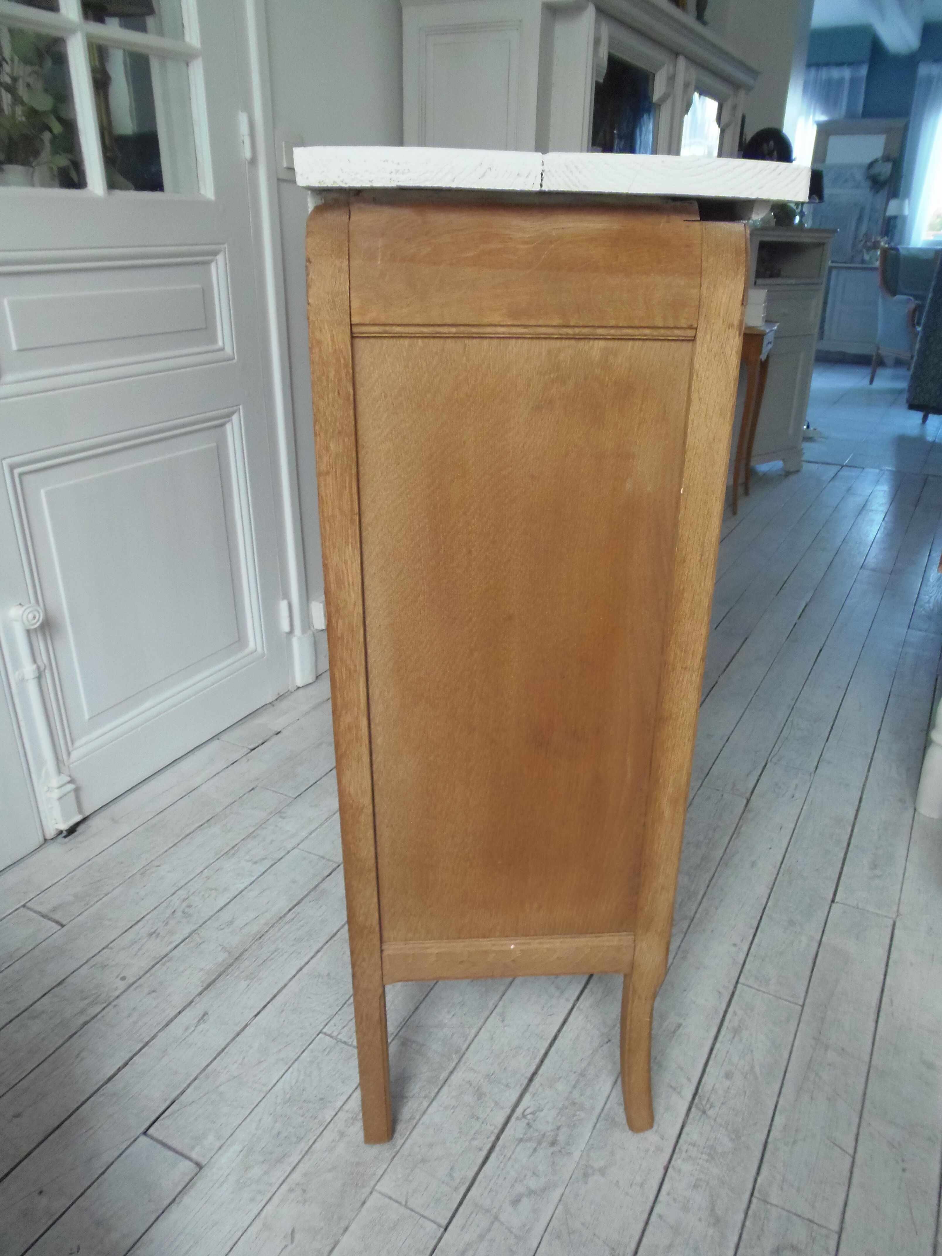 Buffet, art deco serving in oak, pearl gray patinated pine top