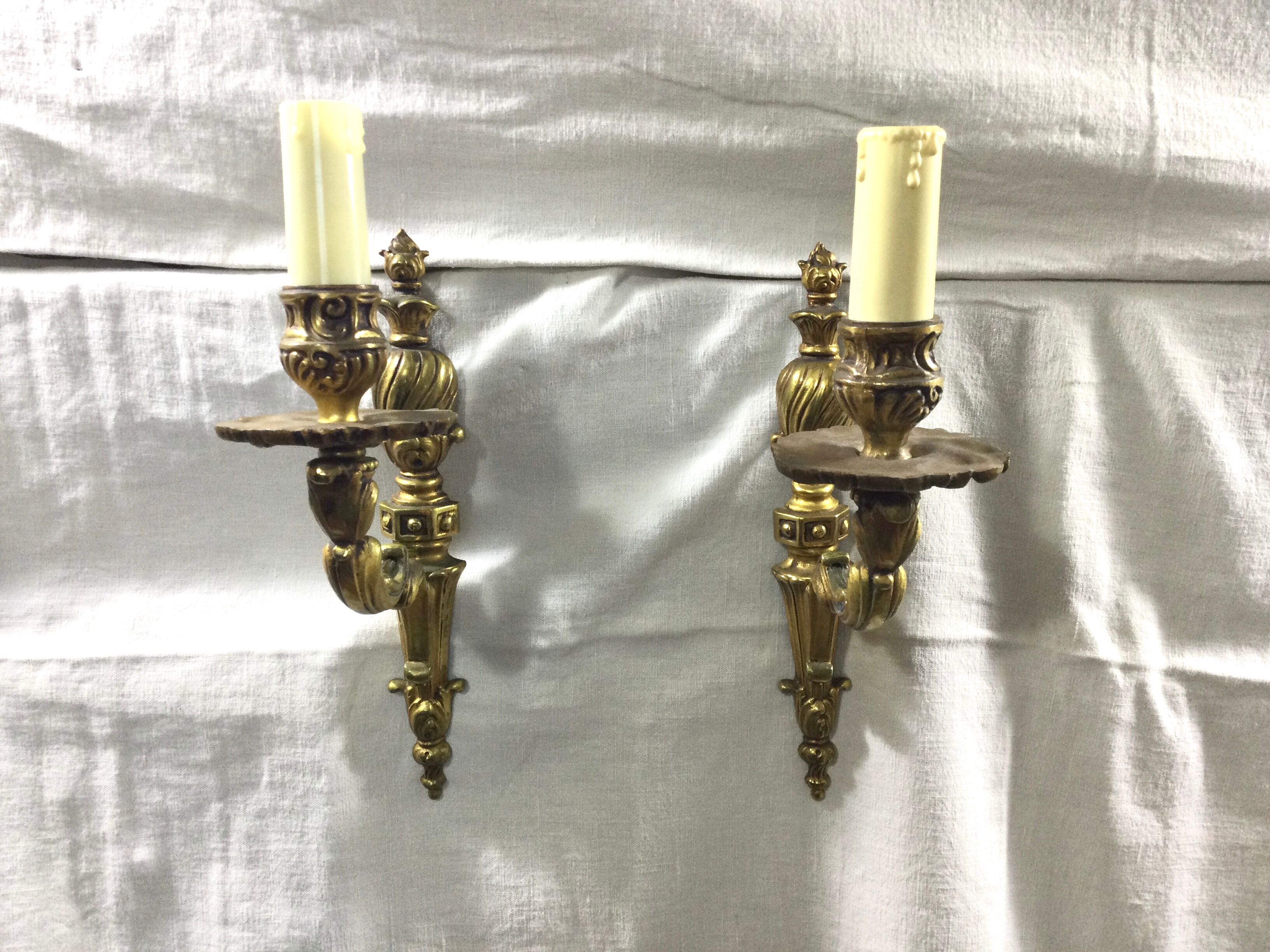 Pair of 1-light bronze wall lamp