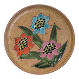 Vintage decorative plates