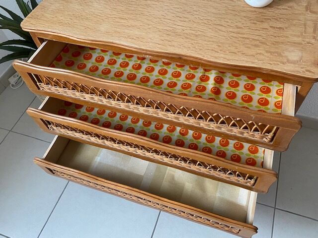 Vintage rattan chest of drawers