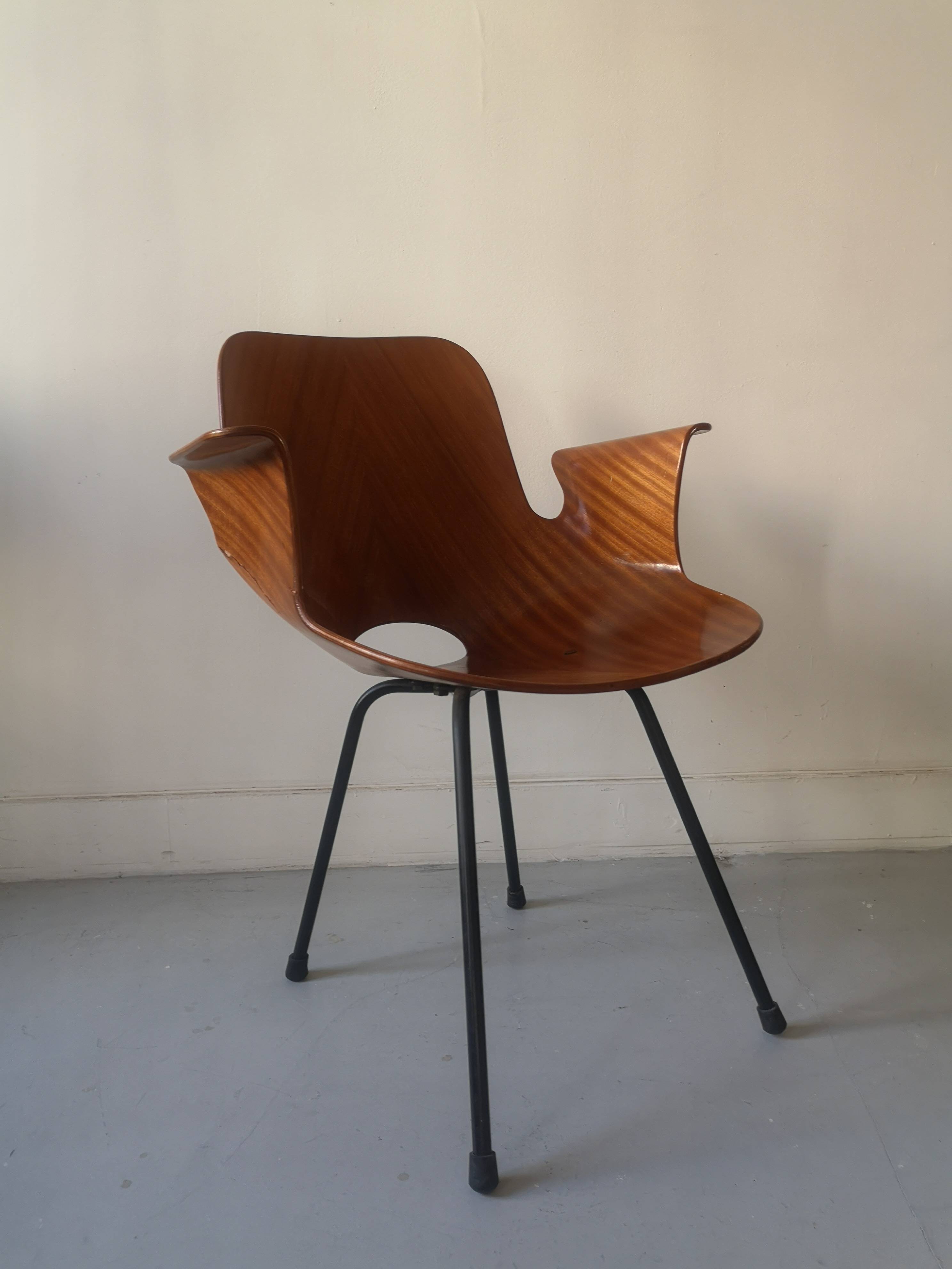 Médéa armrest chair in wood and metal by Vittorio Nobili for Fratelli Tagliablue, Italy 1950