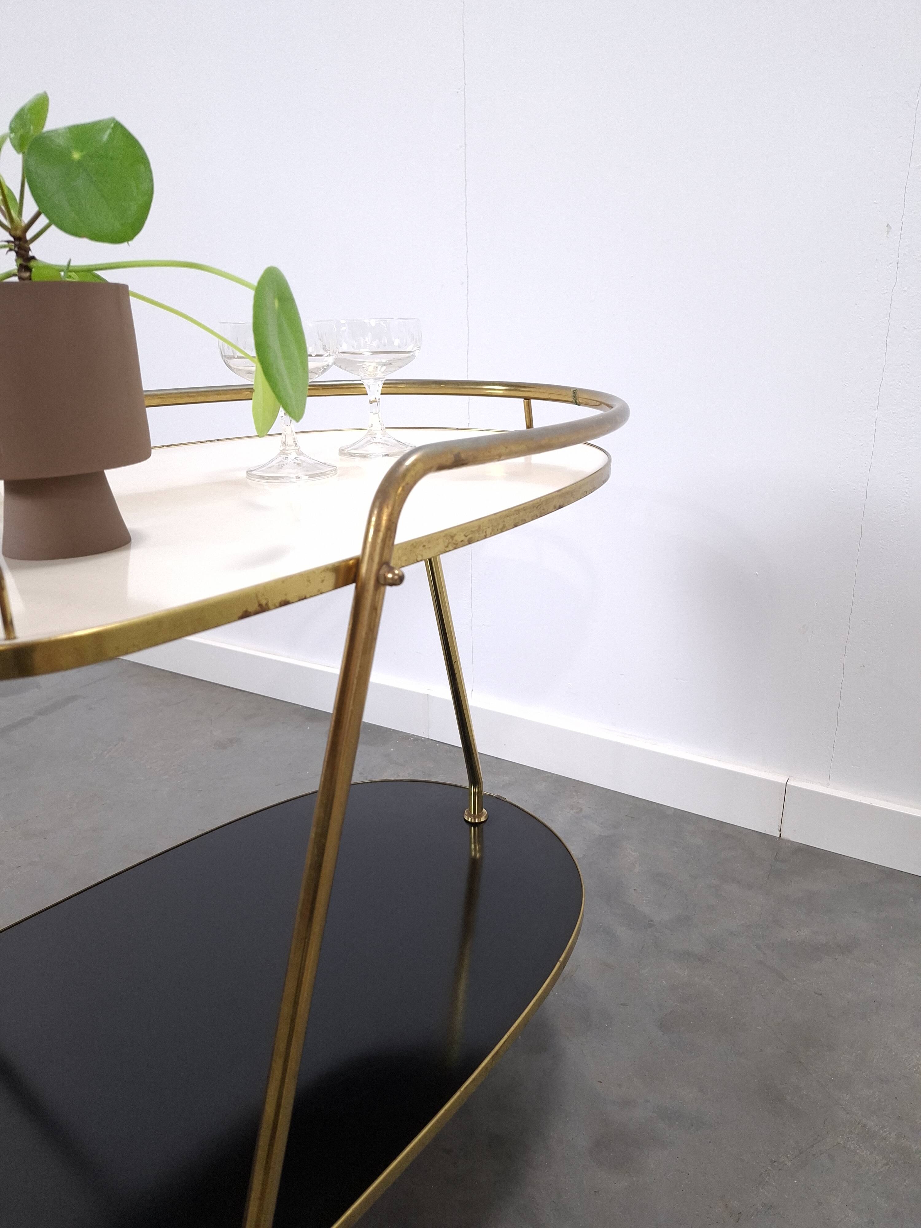 Ilse Möbel trolley met zwart wit formica vintage