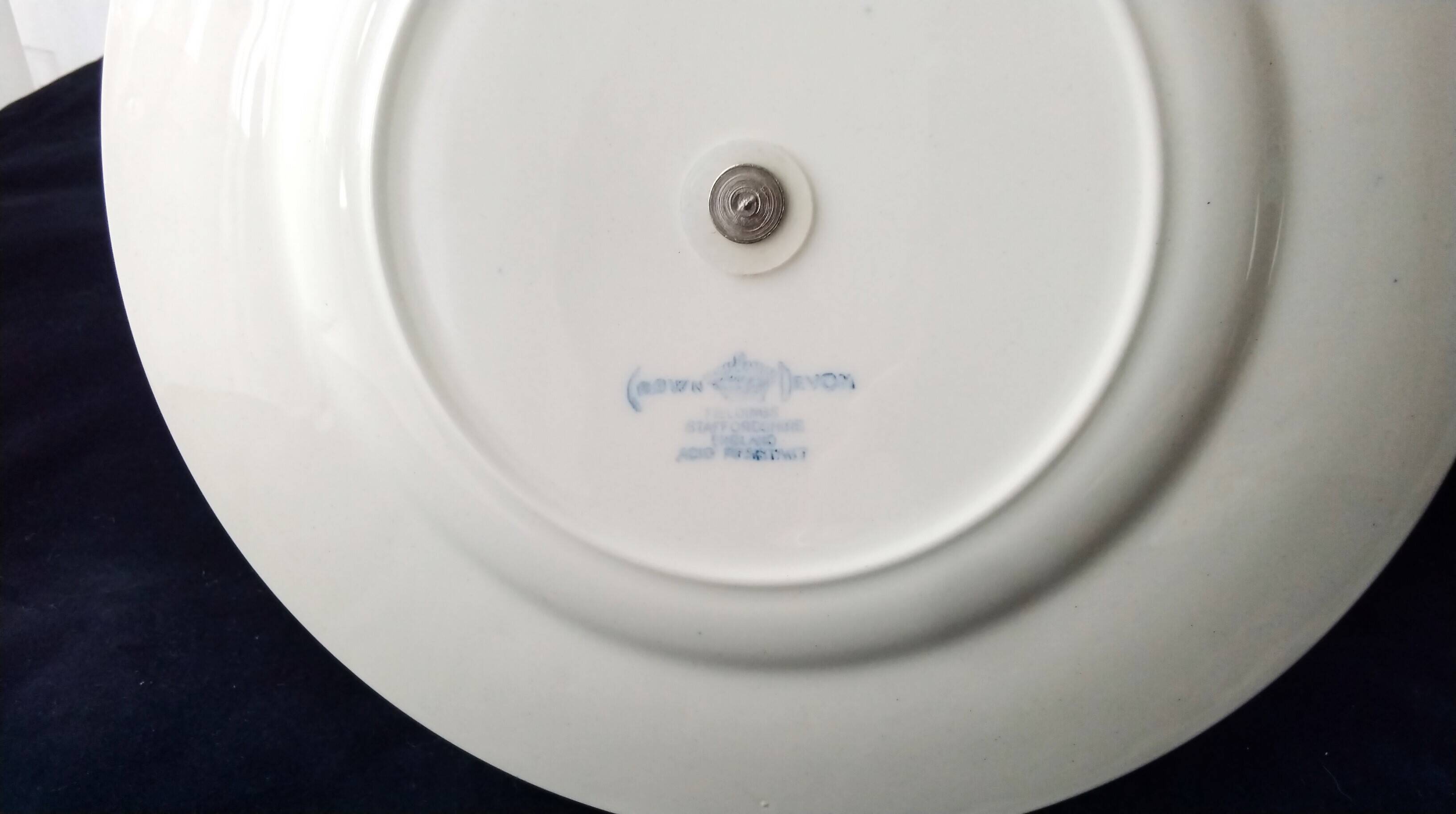 Silent Servant Crown Devon Fielding Staffordshire