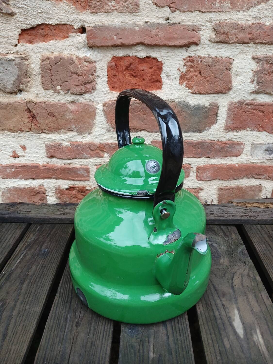 Enameled sheet metal teapot