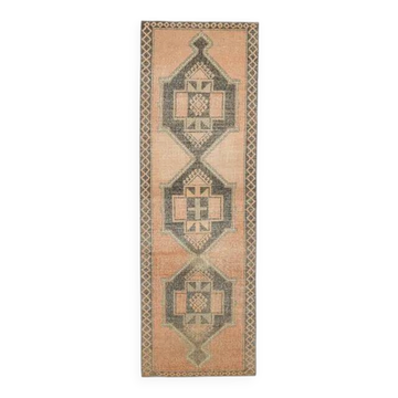 Tapis de couloir vintage turc Oushak fait main en laine et coton orange, années 1970