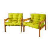 Pair of armchairs in pine and boiled wool, matcha green, 1980.