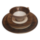 Tasse et assiette en porcelaine