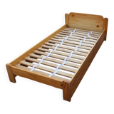 Pine bed