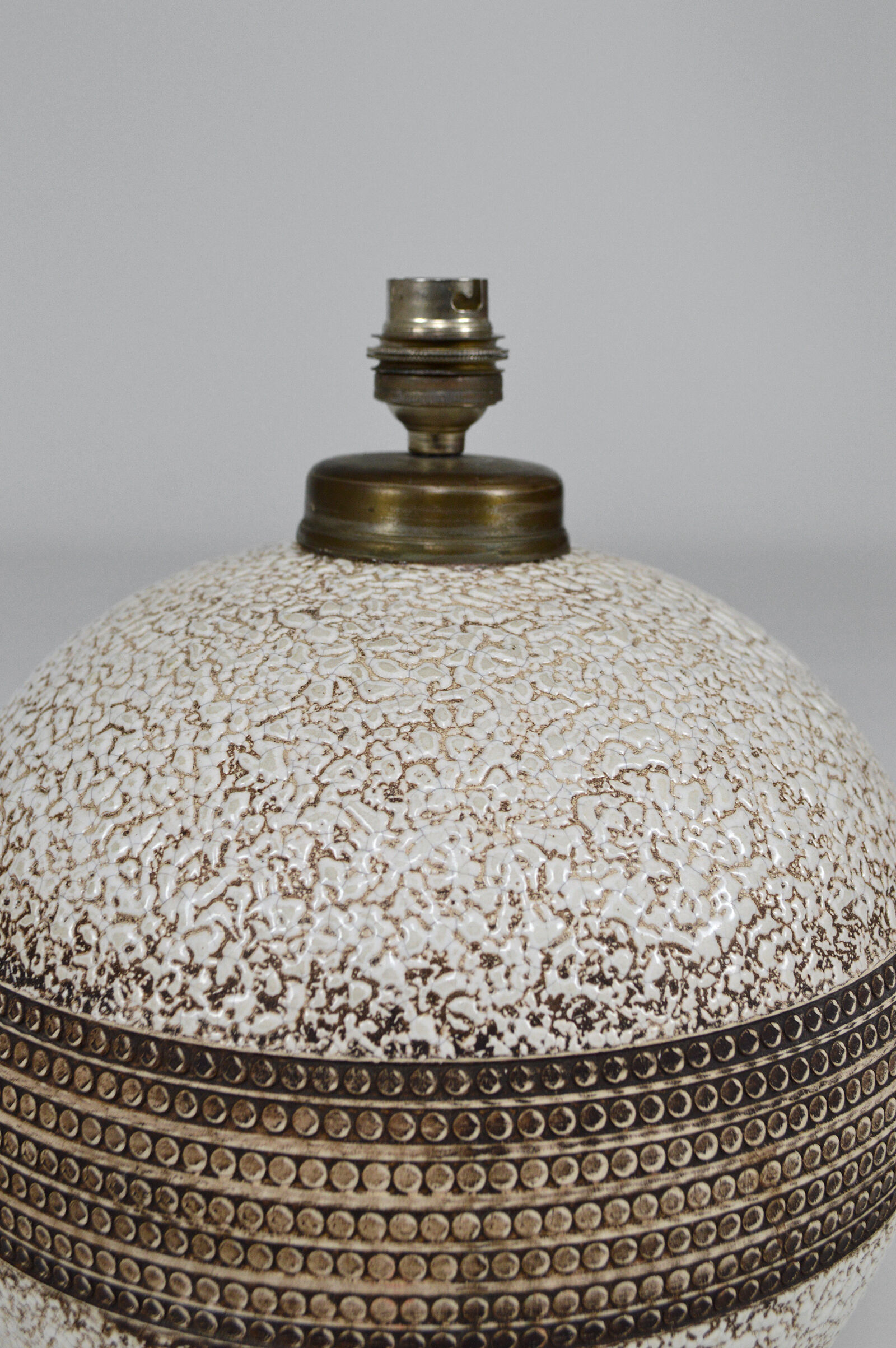Round art deco ceramic lamp besnard style