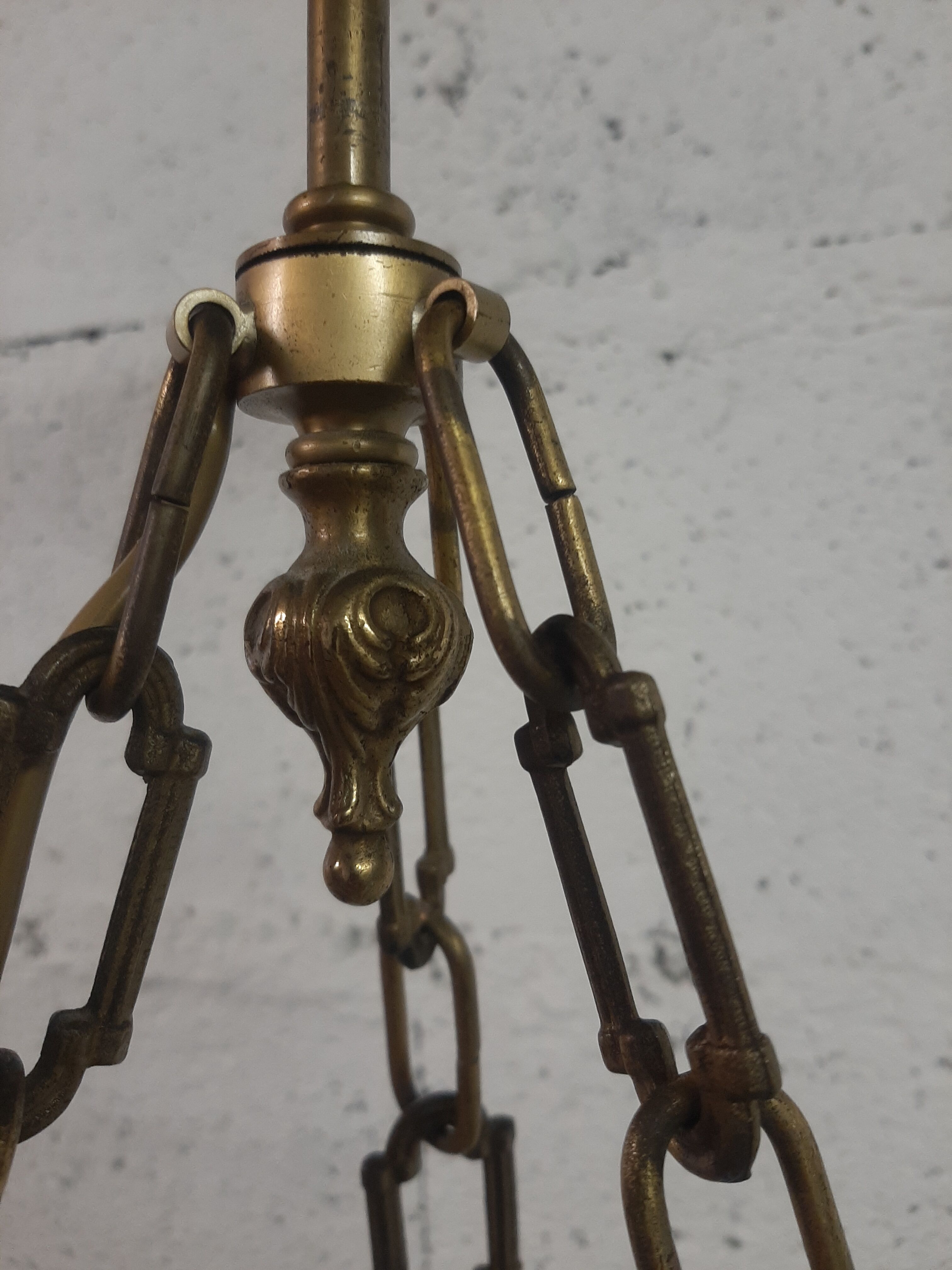 Bronze chandelier and glass paste