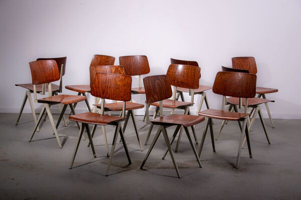 Chaise S16 par Galvanitas. Environ 1970.