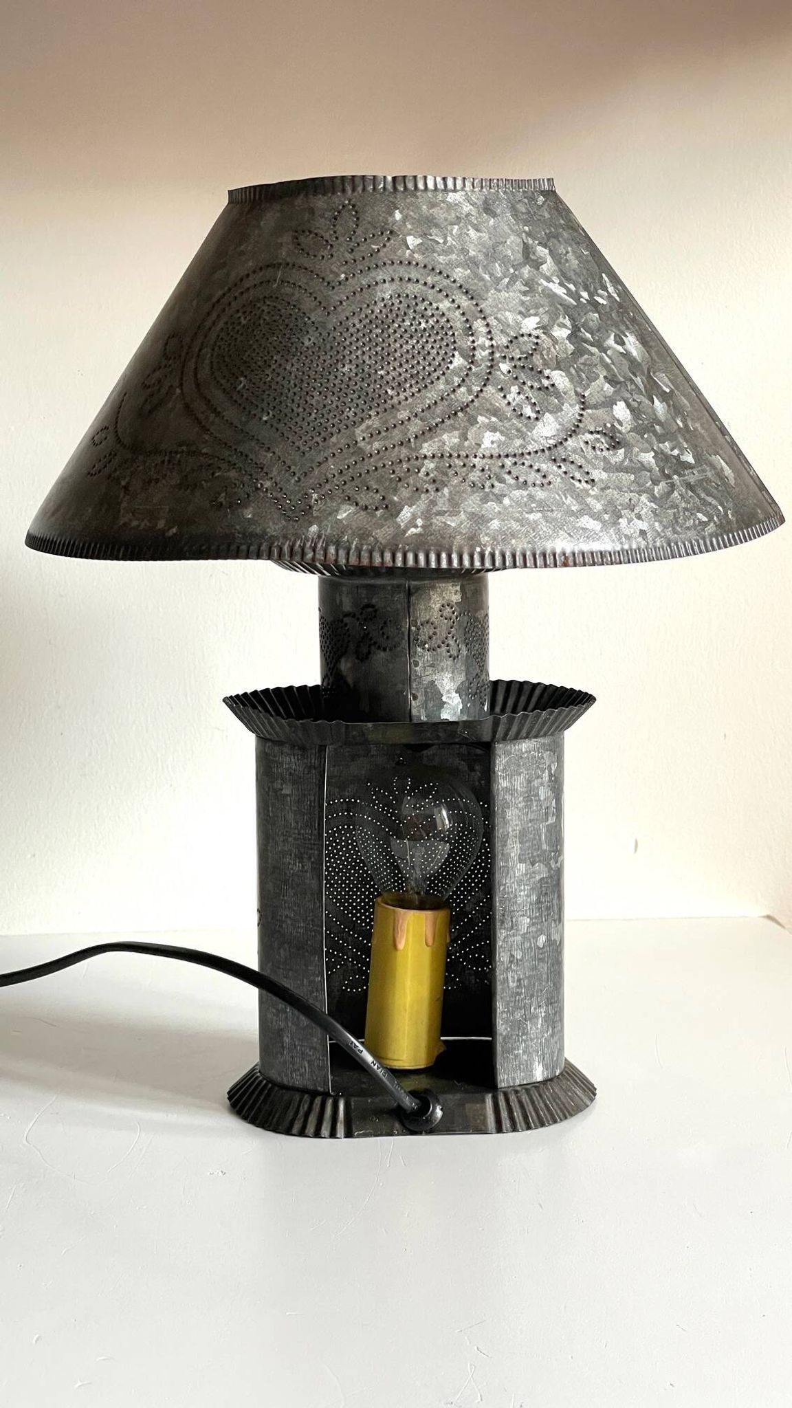 LAMPE Coeur ZINC Vintage