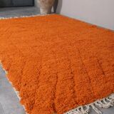Handmade traditional natural wool rug in orange, size 1.5/2.5 m.