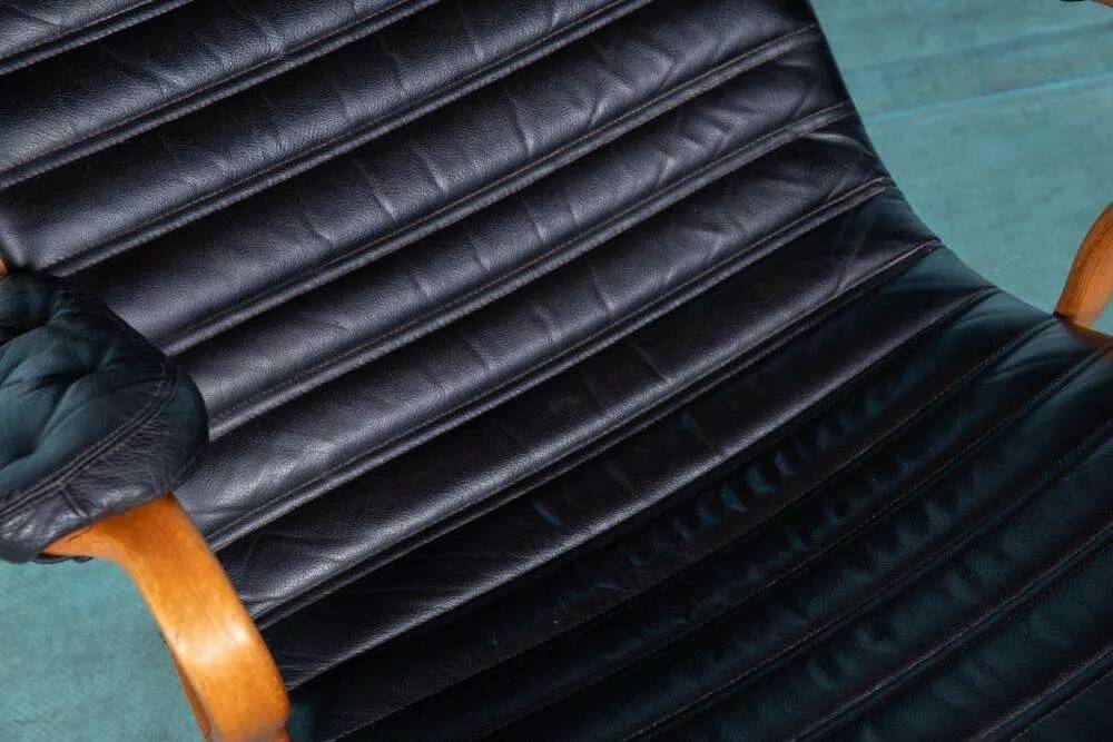 Design lounge armchair & ottoman 70s Bruno Mathsson Pernilla