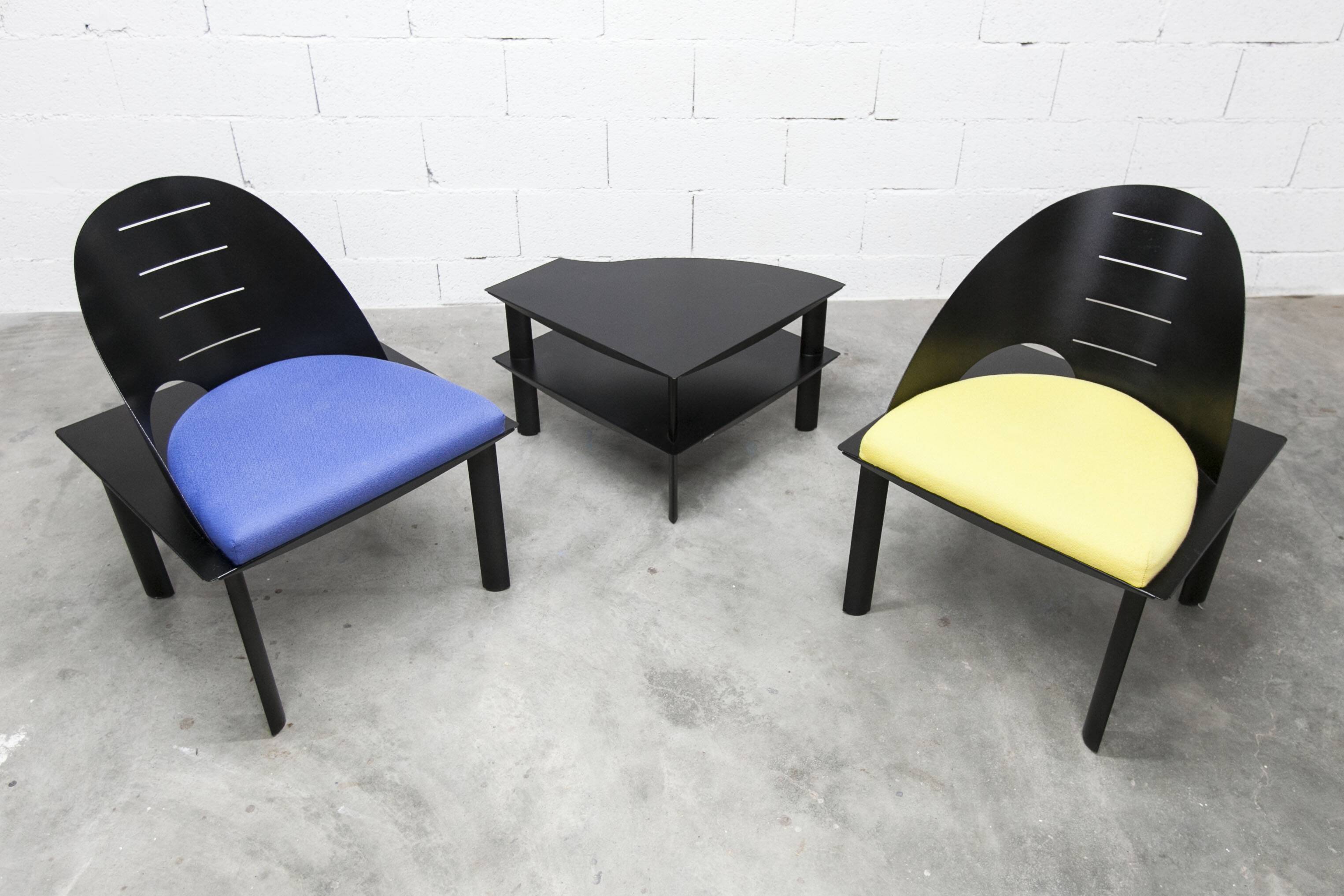 Ensemble 2 fauteuils + table basse design patrice bonneau genexco 1980
