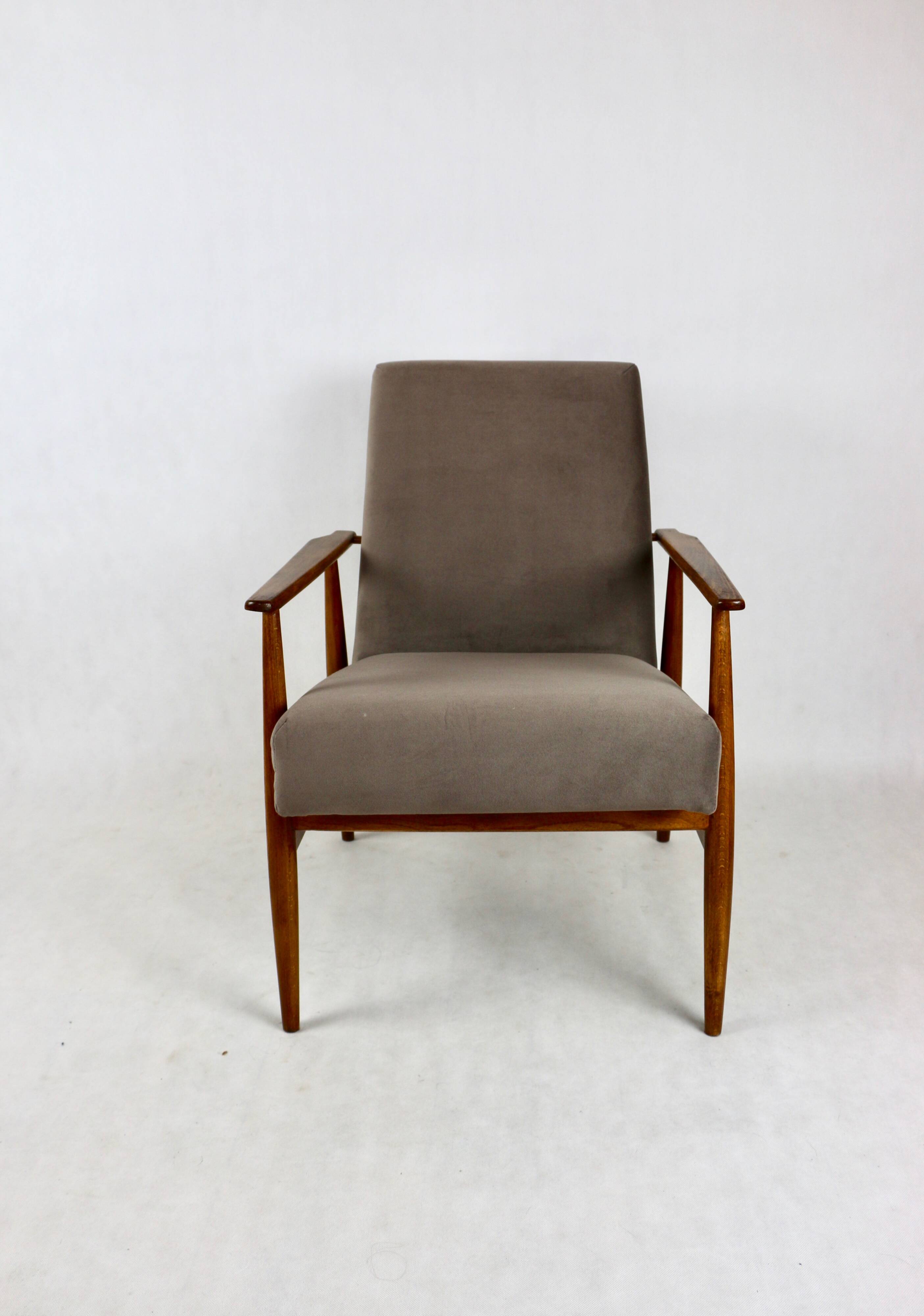 Lis armchair, 1970s, light chocolate brown velvet Jade