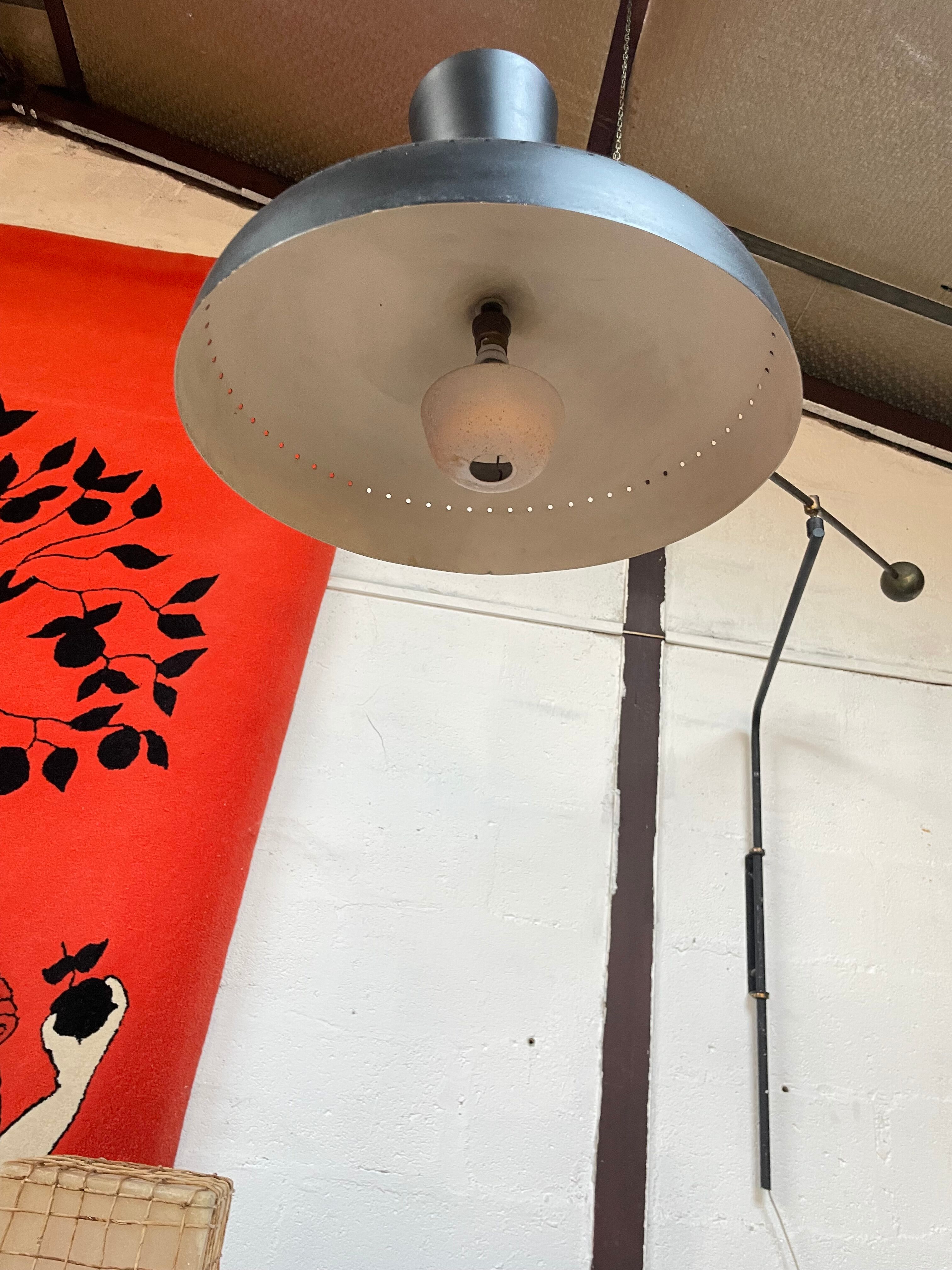 G1 wall lamp by Pierre Guariche, Ed. Disderot 1957