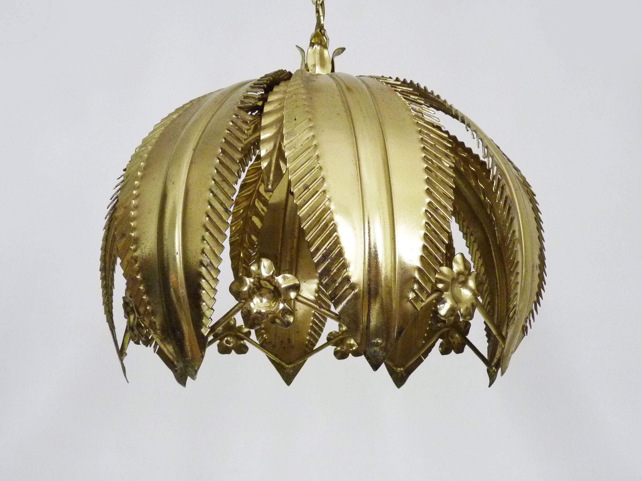 Vintage 80s gold metal palm leaf pendant light