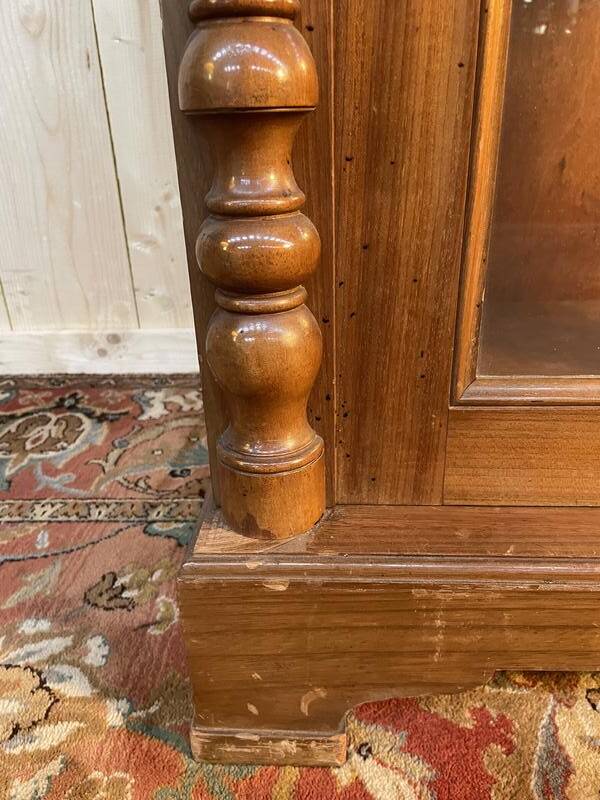 Bookcase - English display cabinet in mahogany and brass