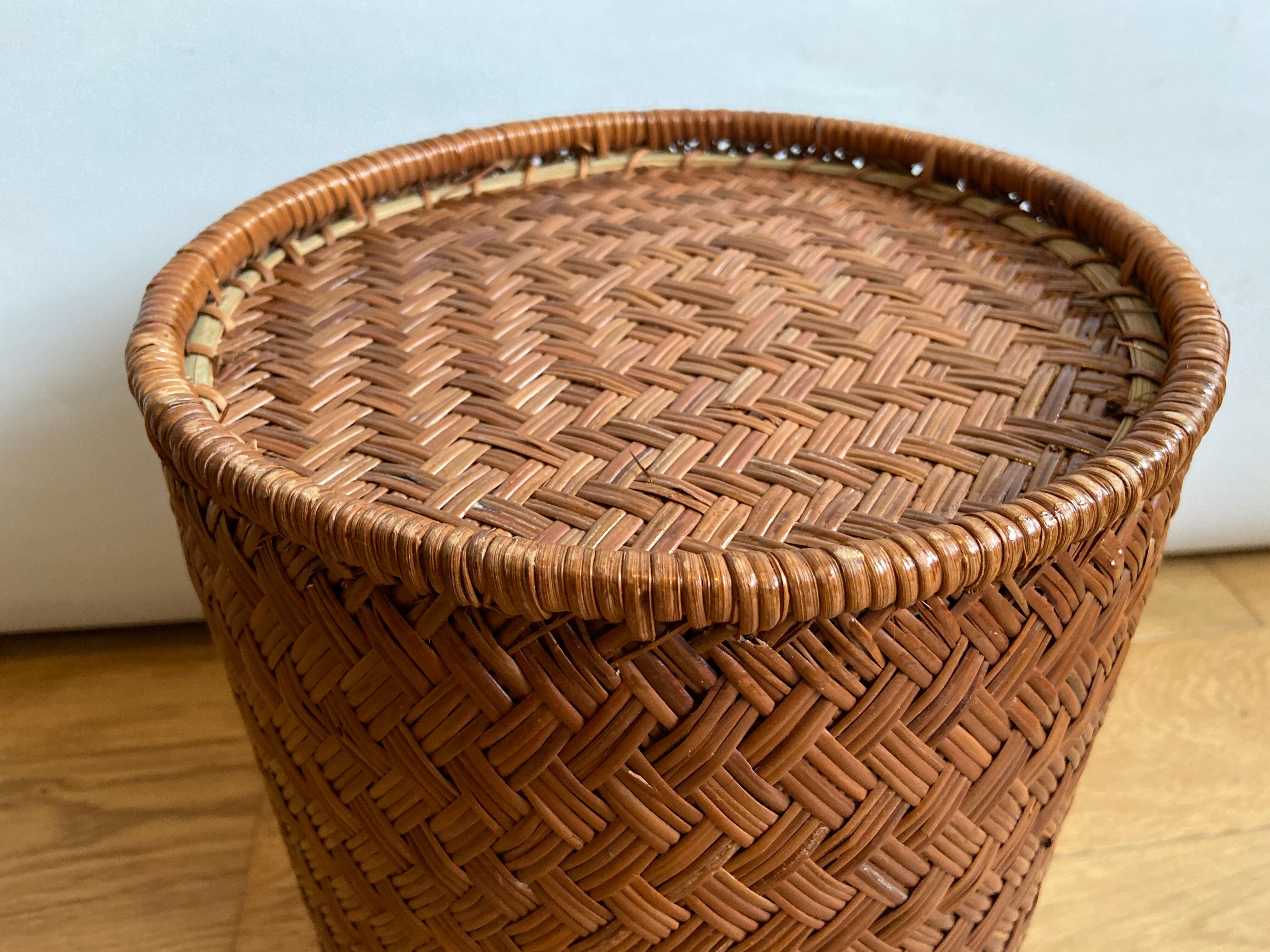 Braided wicker basket