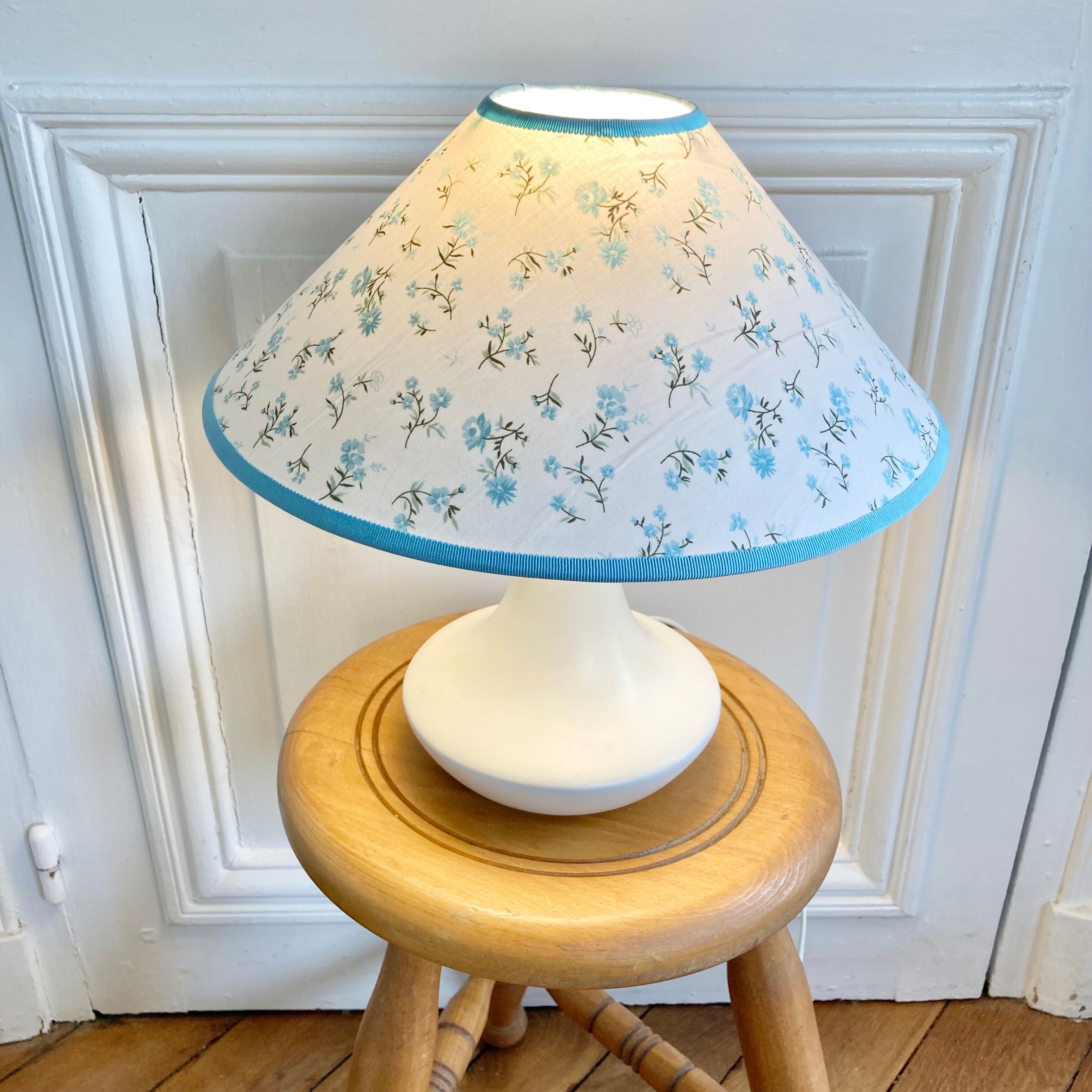 Ceramic lamp lampshade flowers