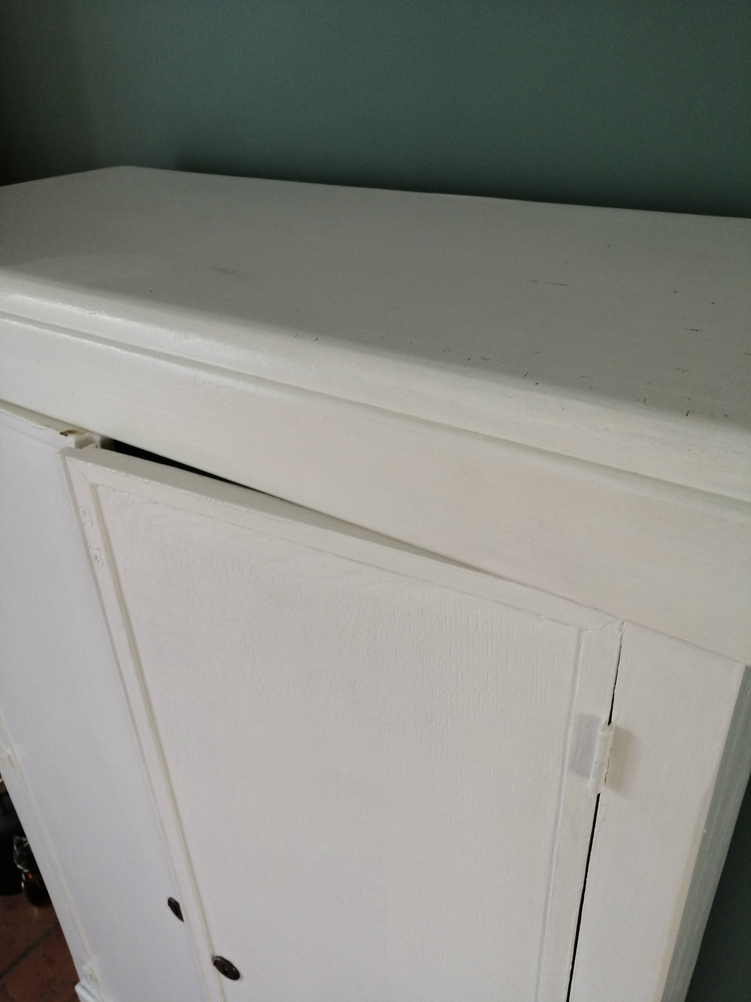 Meuble / armoire des années 30
