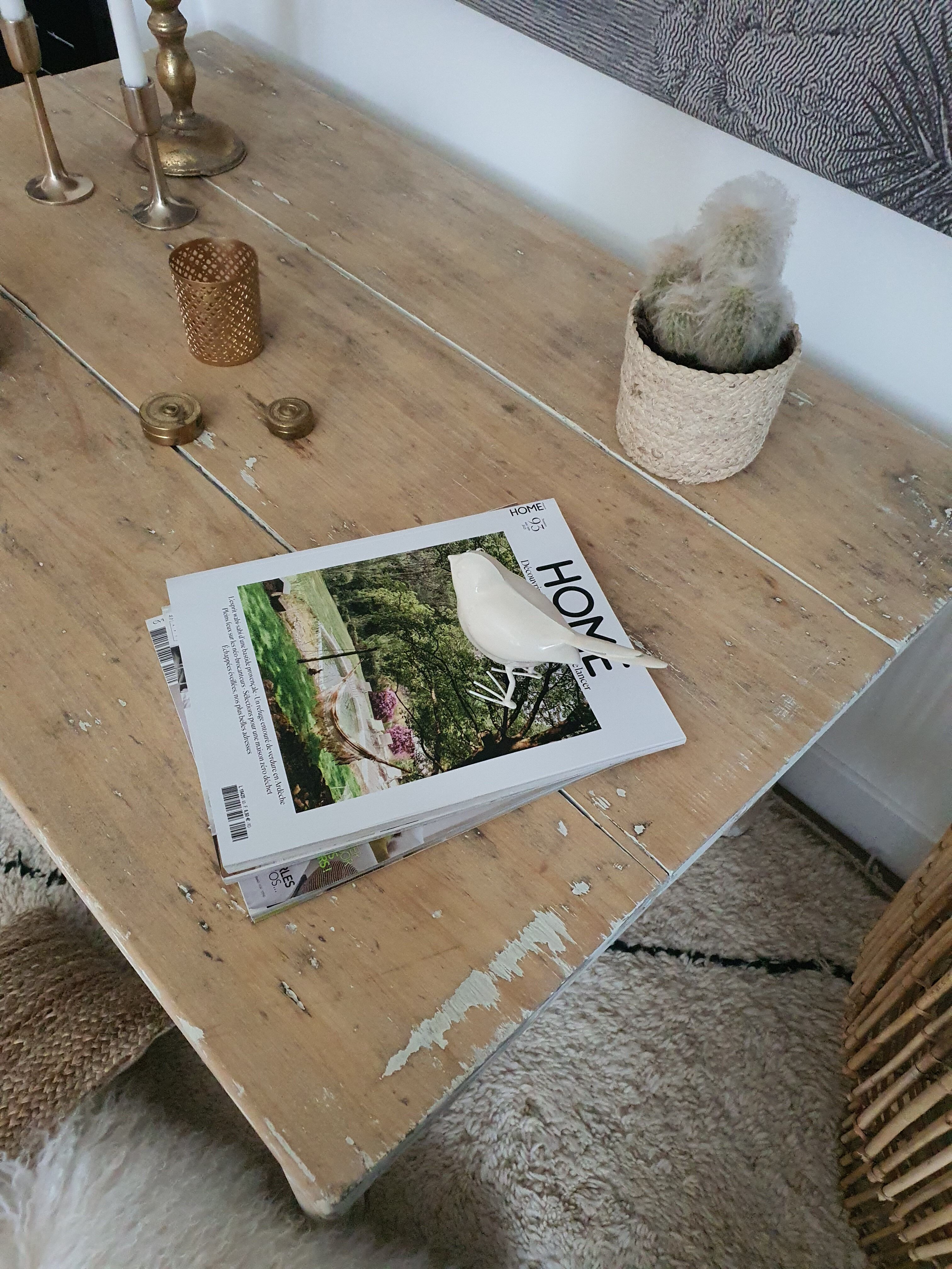 Country style coffee table