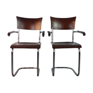 paire de chaises en noyer